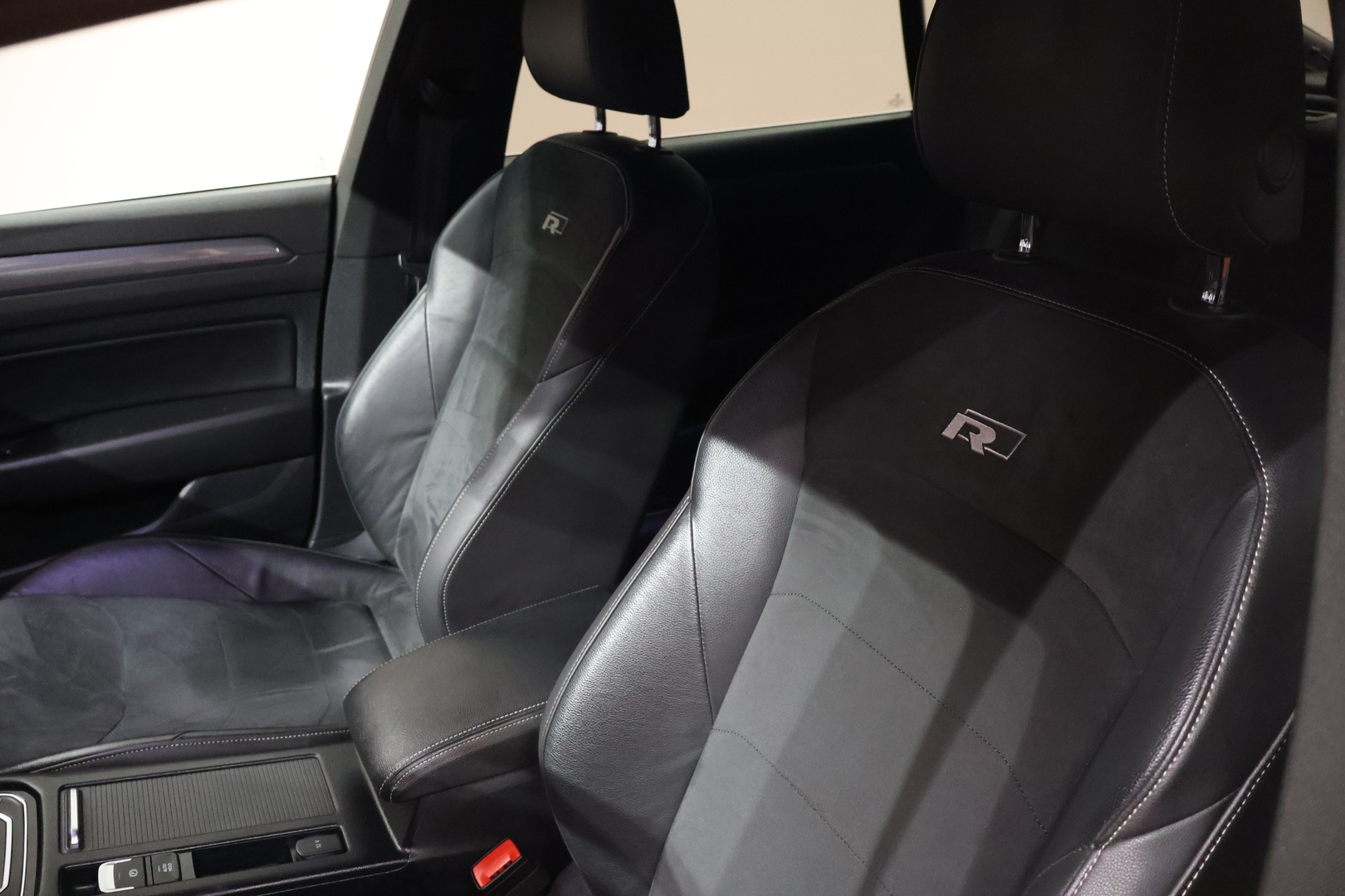 VOLKSWAGEN Arteon 2020