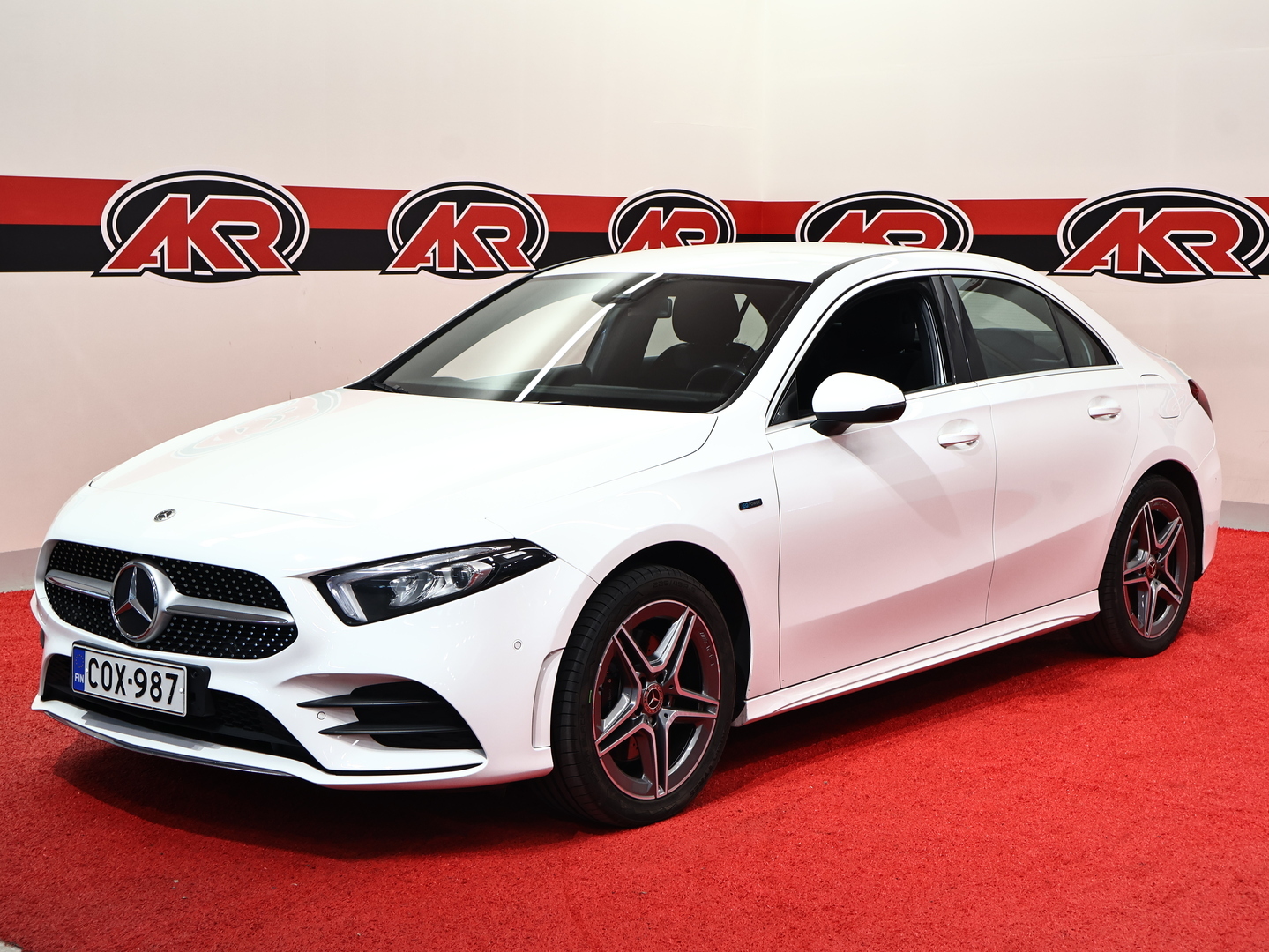 MERCEDES-BENZ A 2020