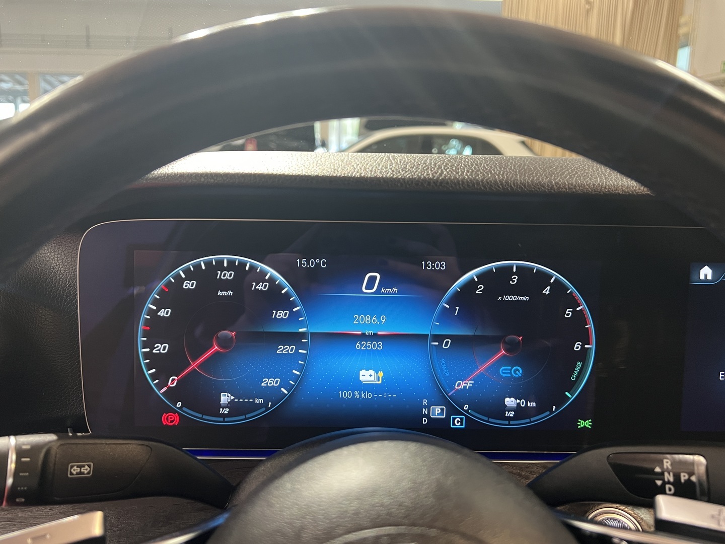 MERCEDES-BENZ E 2021