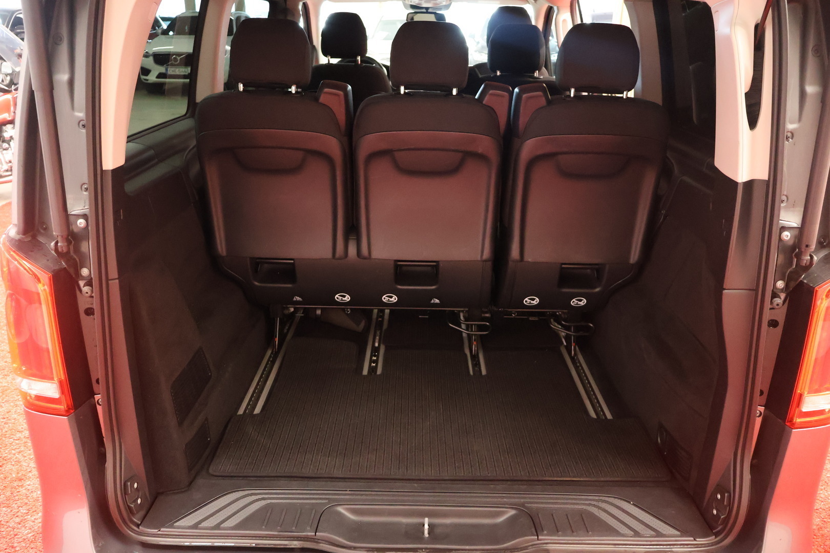 MERCEDES-BENZ EQV 2020