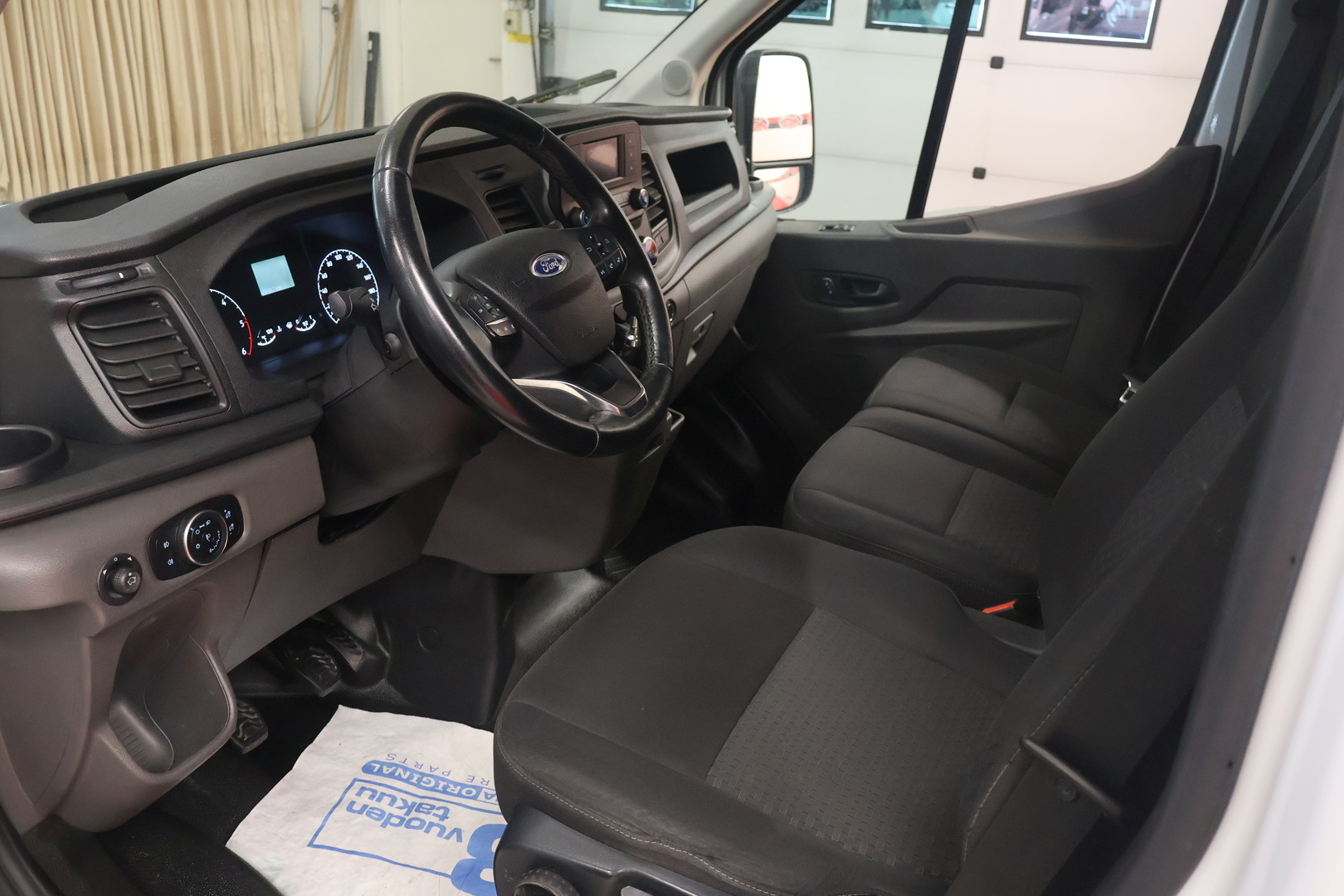 FORD TRANSIT 2021
