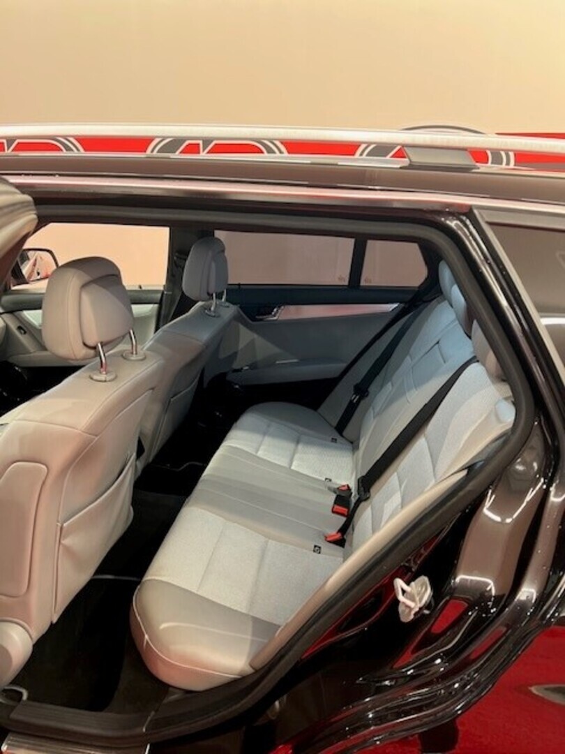 MERCEDES-BENZ C 2008