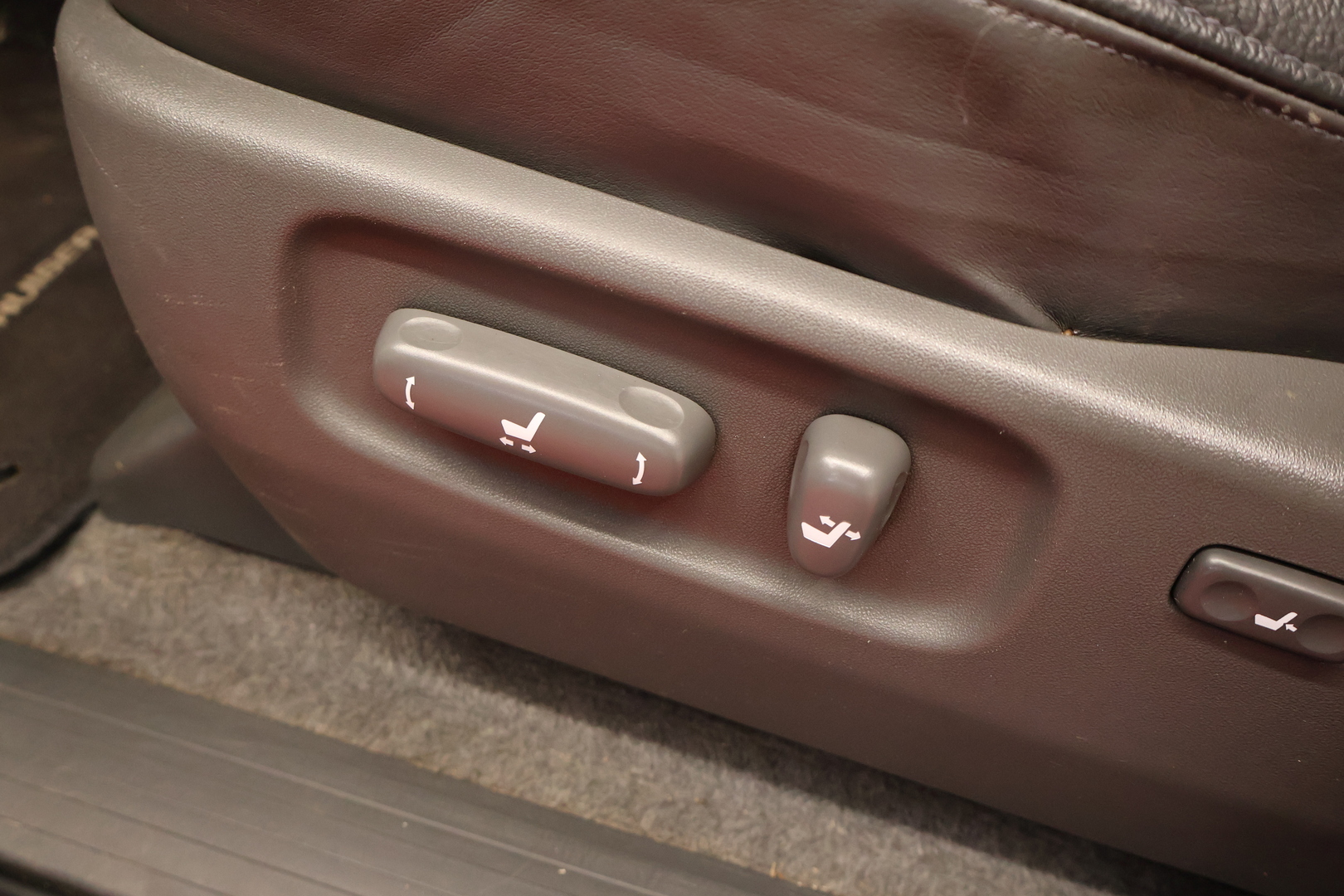 TOYOTA Land Cruiser 2005