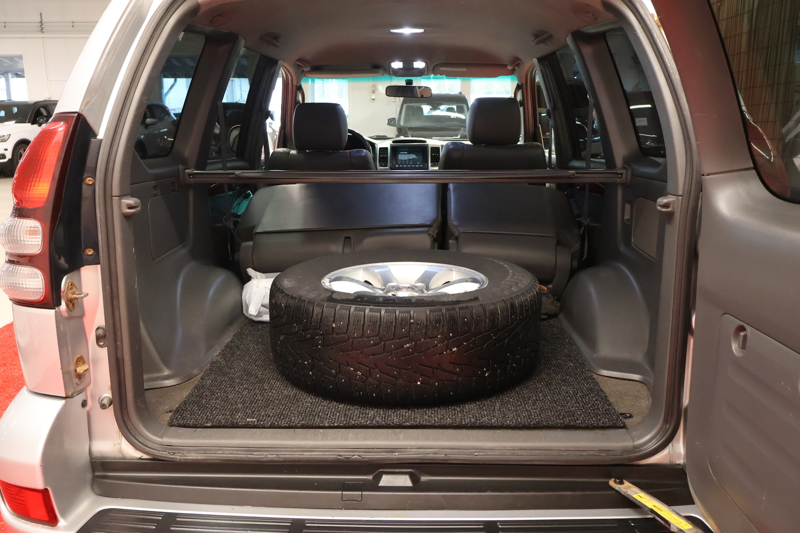 TOYOTA Land Cruiser 2005