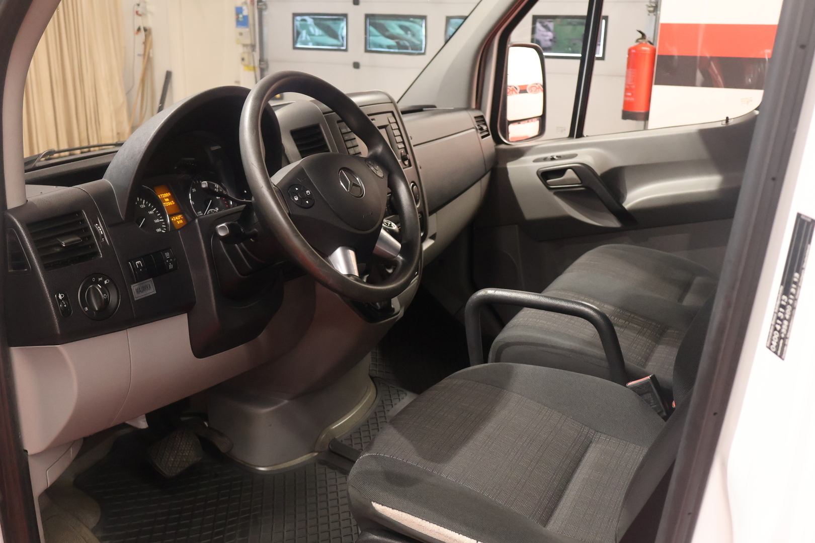 MERCEDES-BENZ SPRINTER 2016