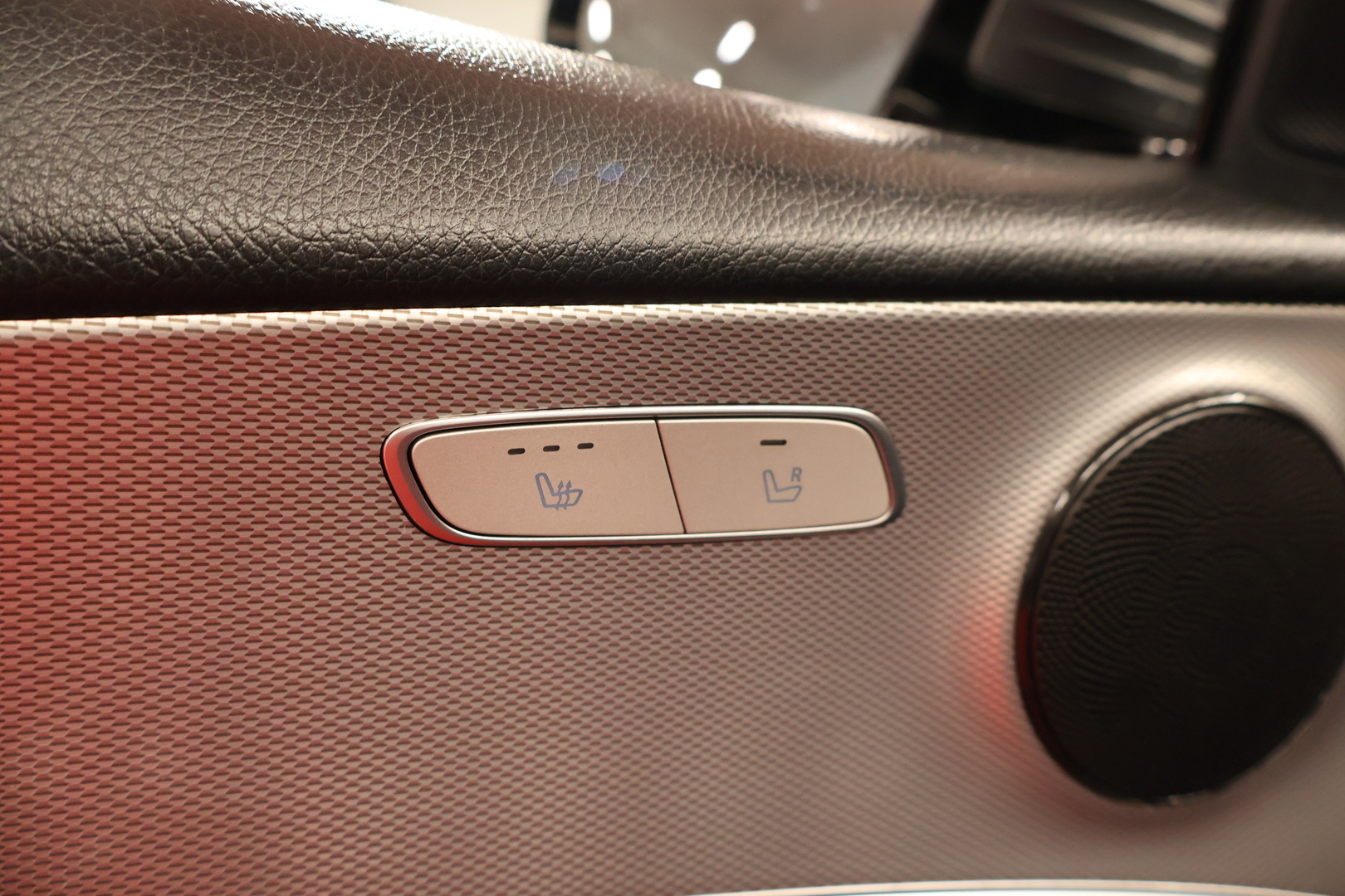 MERCEDES-BENZ E 2017