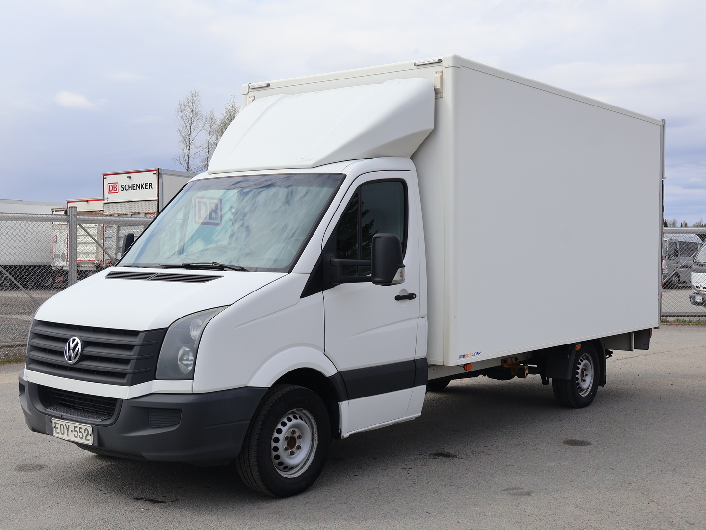 VOLKSWAGEN Crafter 2012