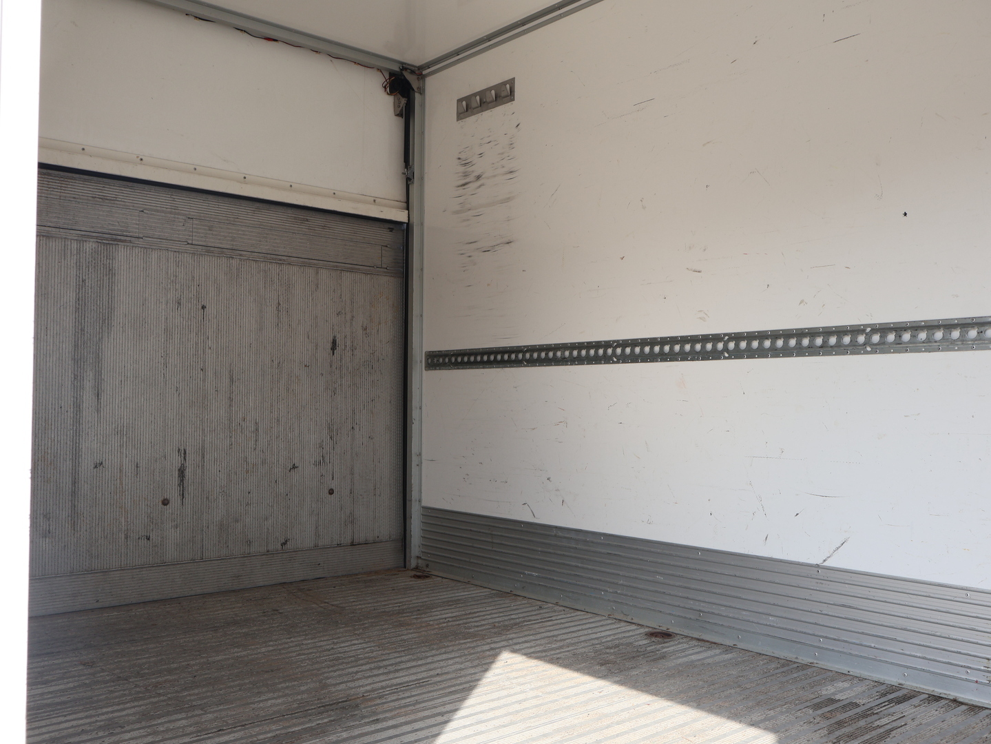 VOLKSWAGEN Crafter 2012