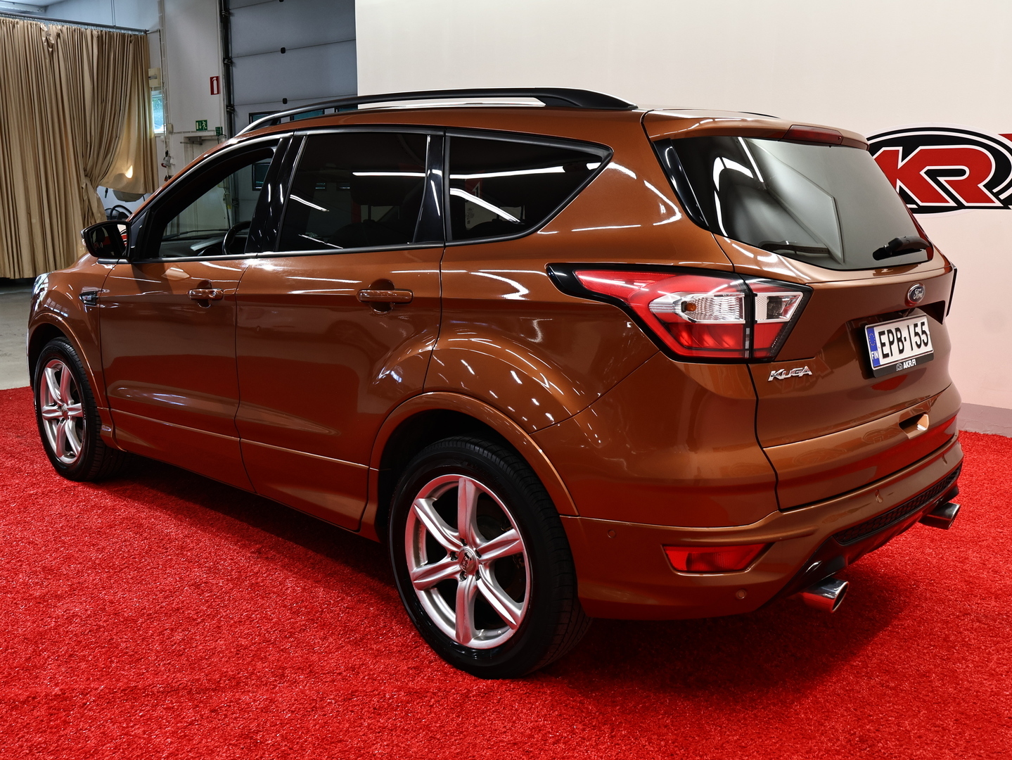 FORD Kuga 5