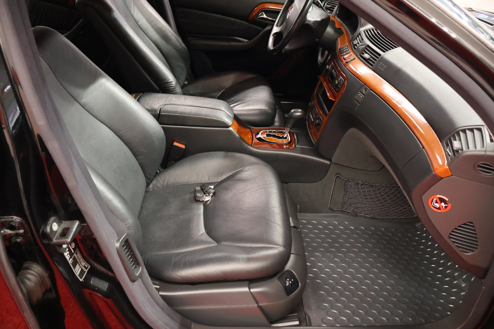 MERCEDES-BENZ S 2001