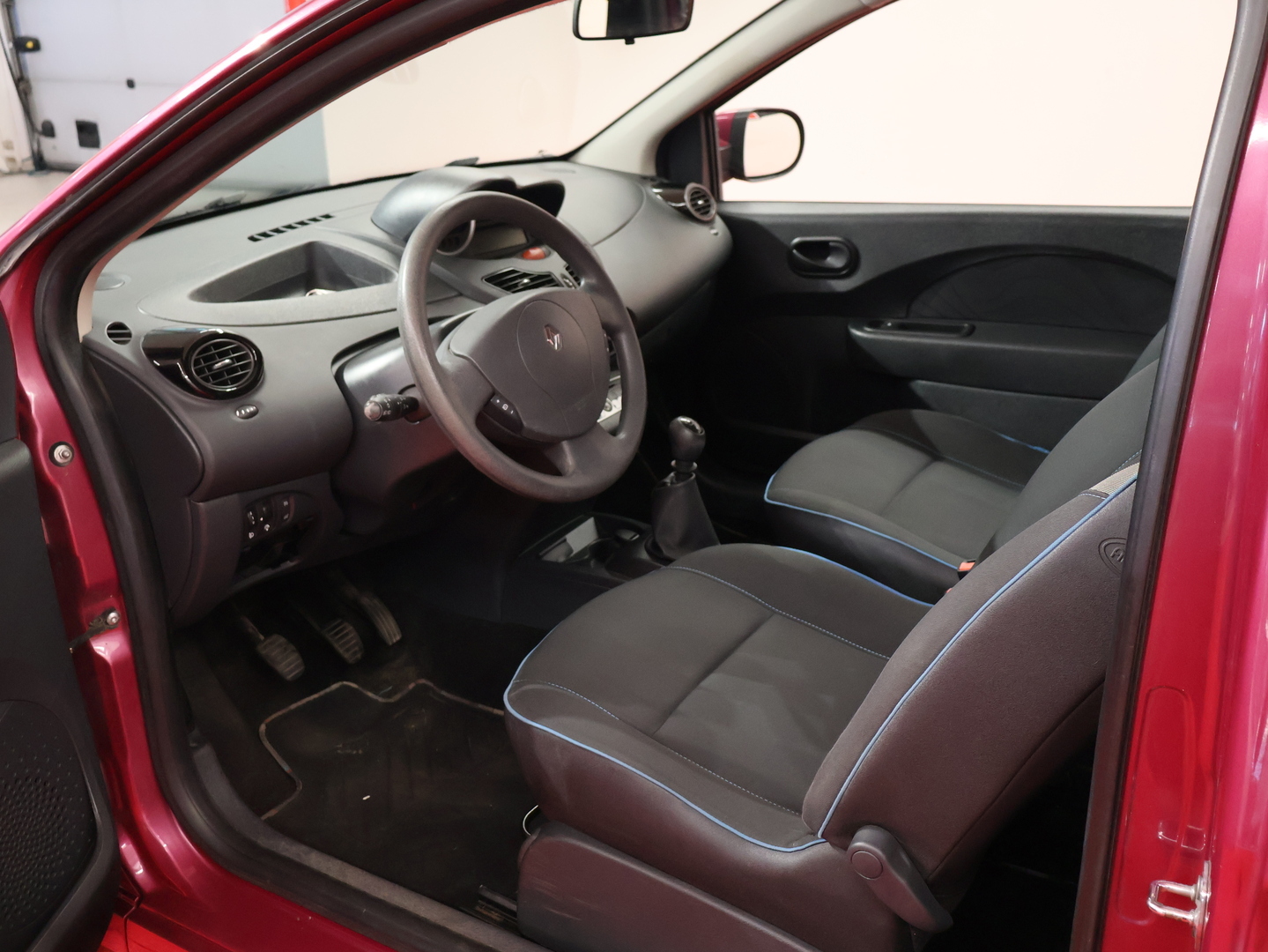RENAULT Twingo 2012