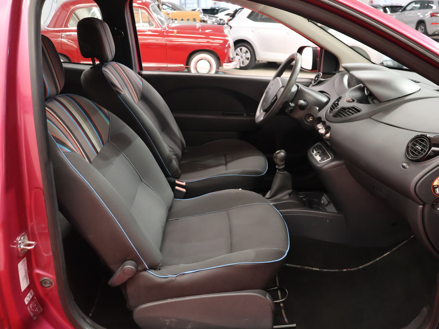 RENAULT Twingo 2012