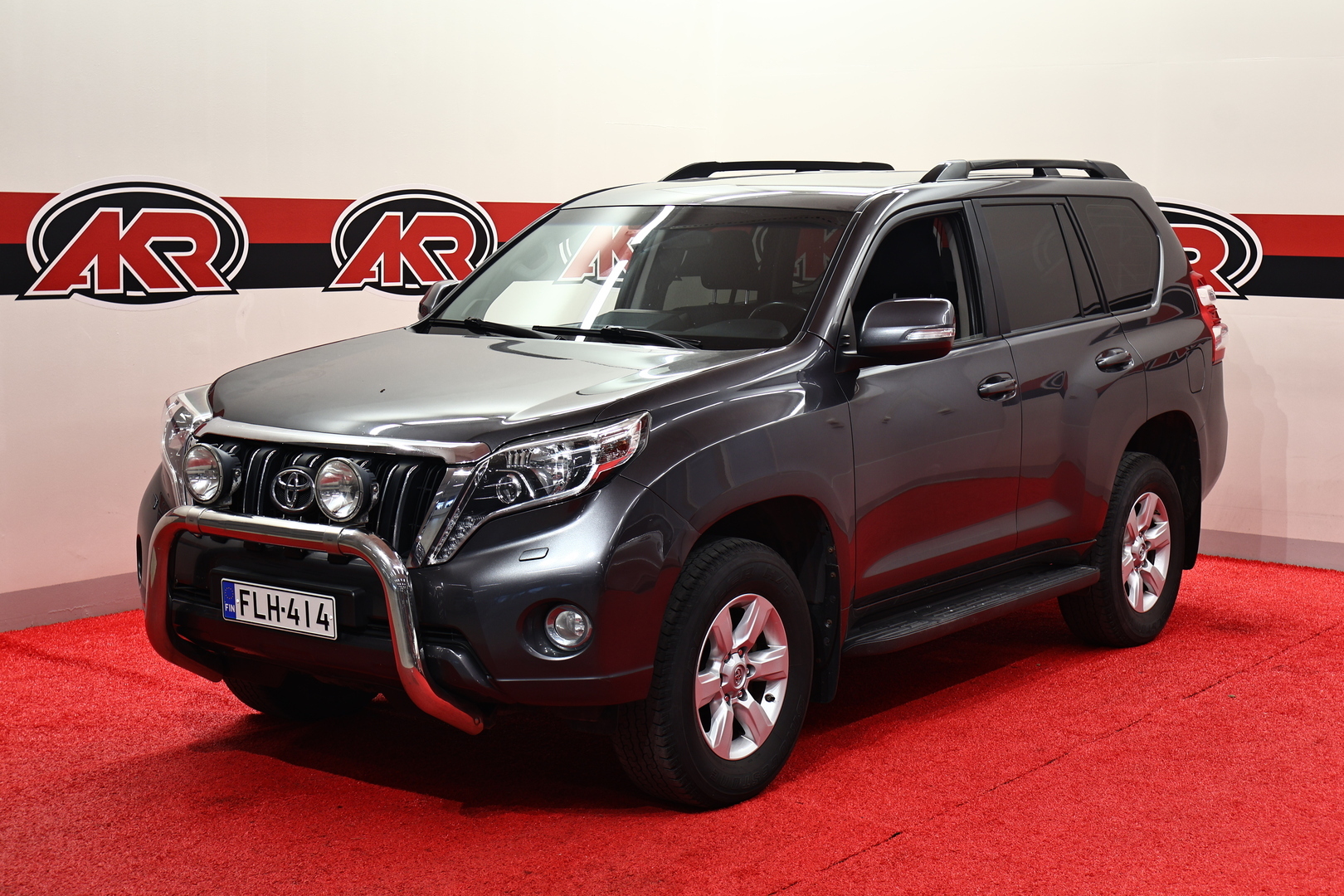 TOYOTA Land Cruiser 2014