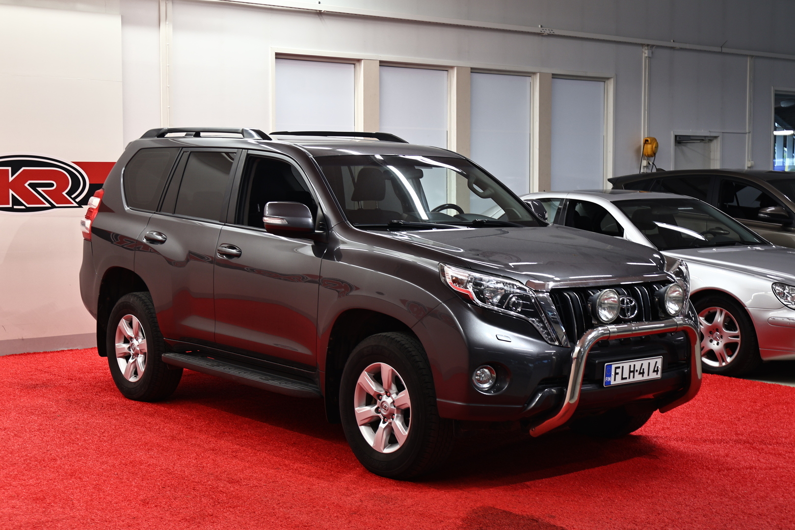 TOYOTA Land Cruiser 2014