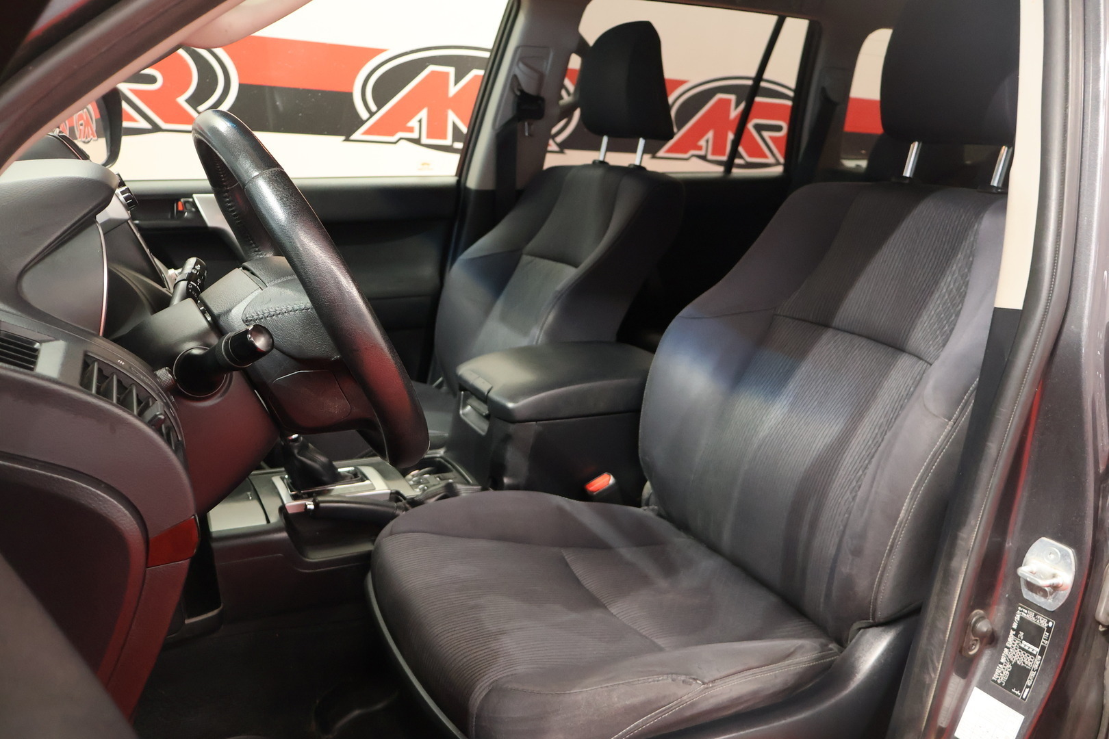 TOYOTA Land Cruiser 2014