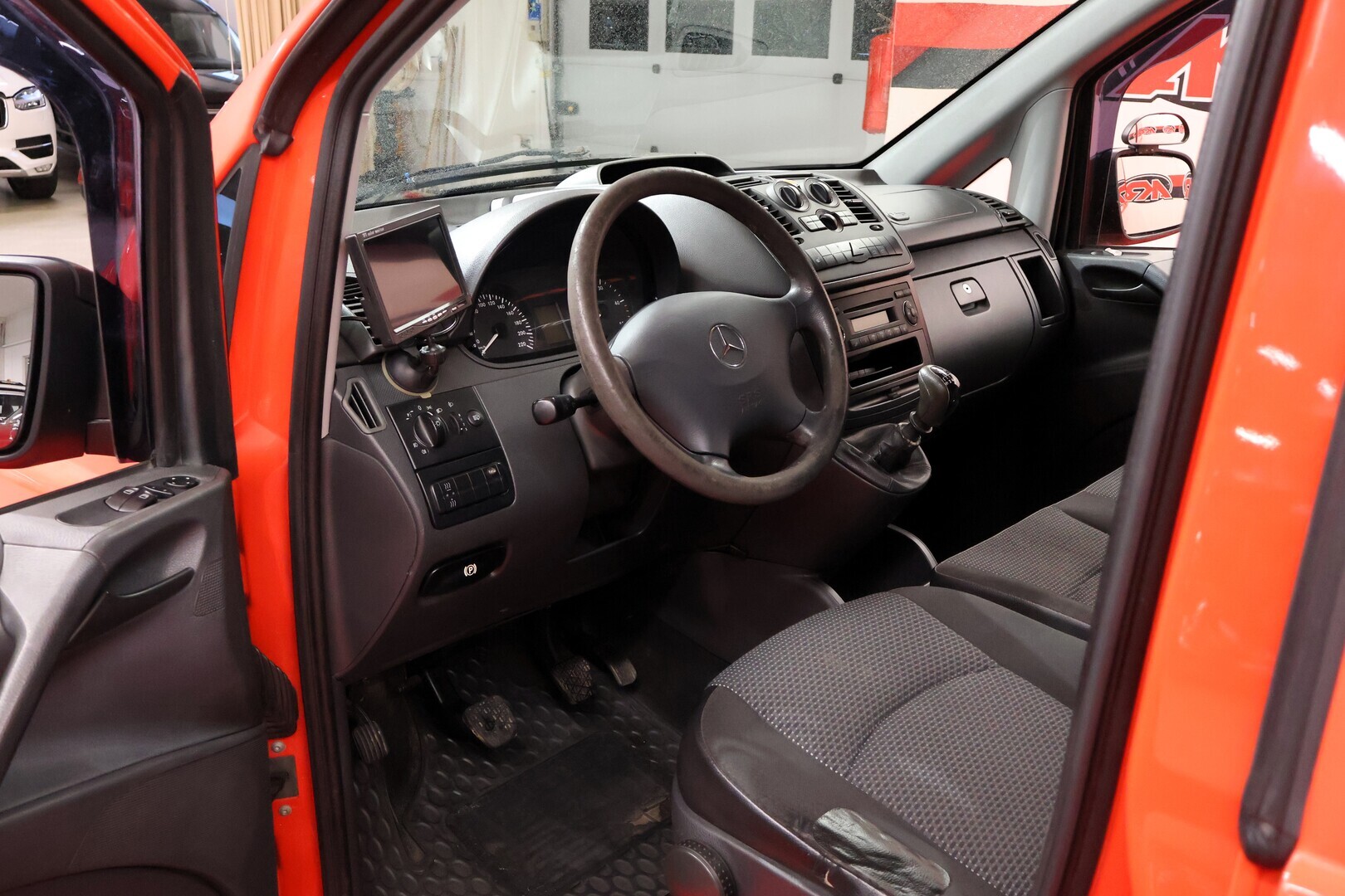 MERCEDES-BENZ Vito 2011