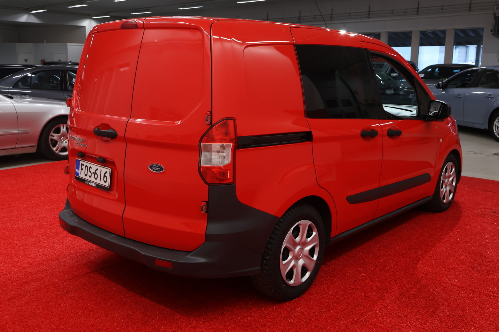 FORD TRANSIT COURIER 2021