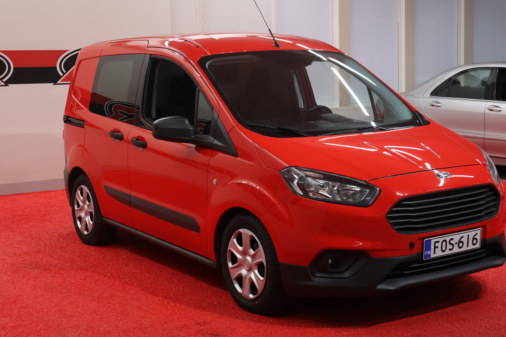 FORD TRANSIT COURIER 2021