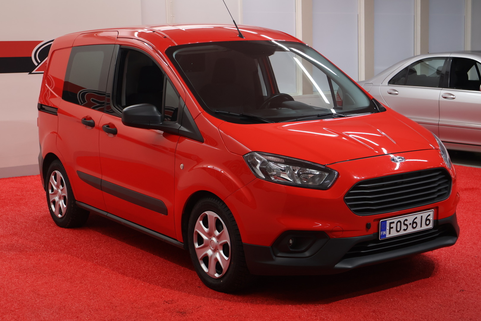 FORD TRANSIT COURIER 2021