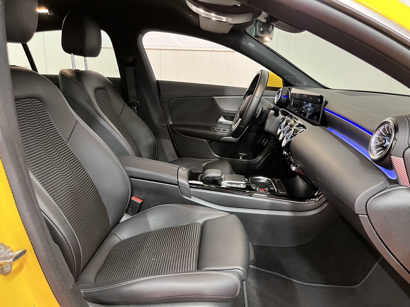 MERCEDES-BENZ CLA 2022