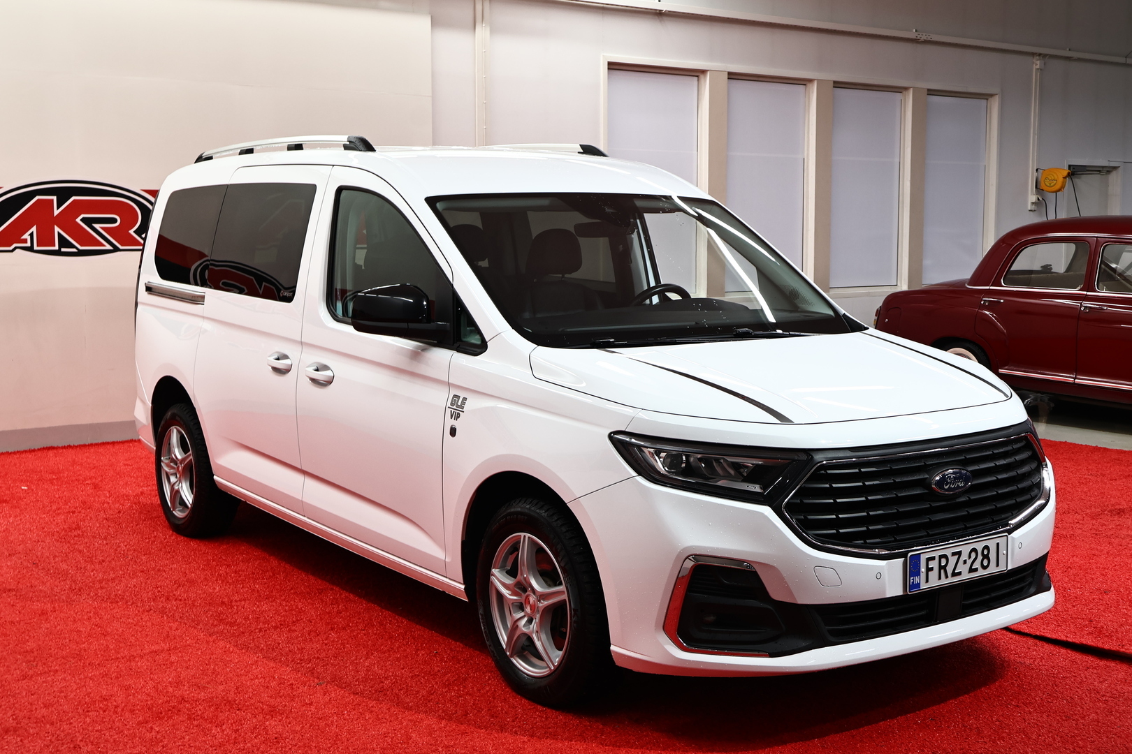 FORD TOURNEO CONNECT 2024