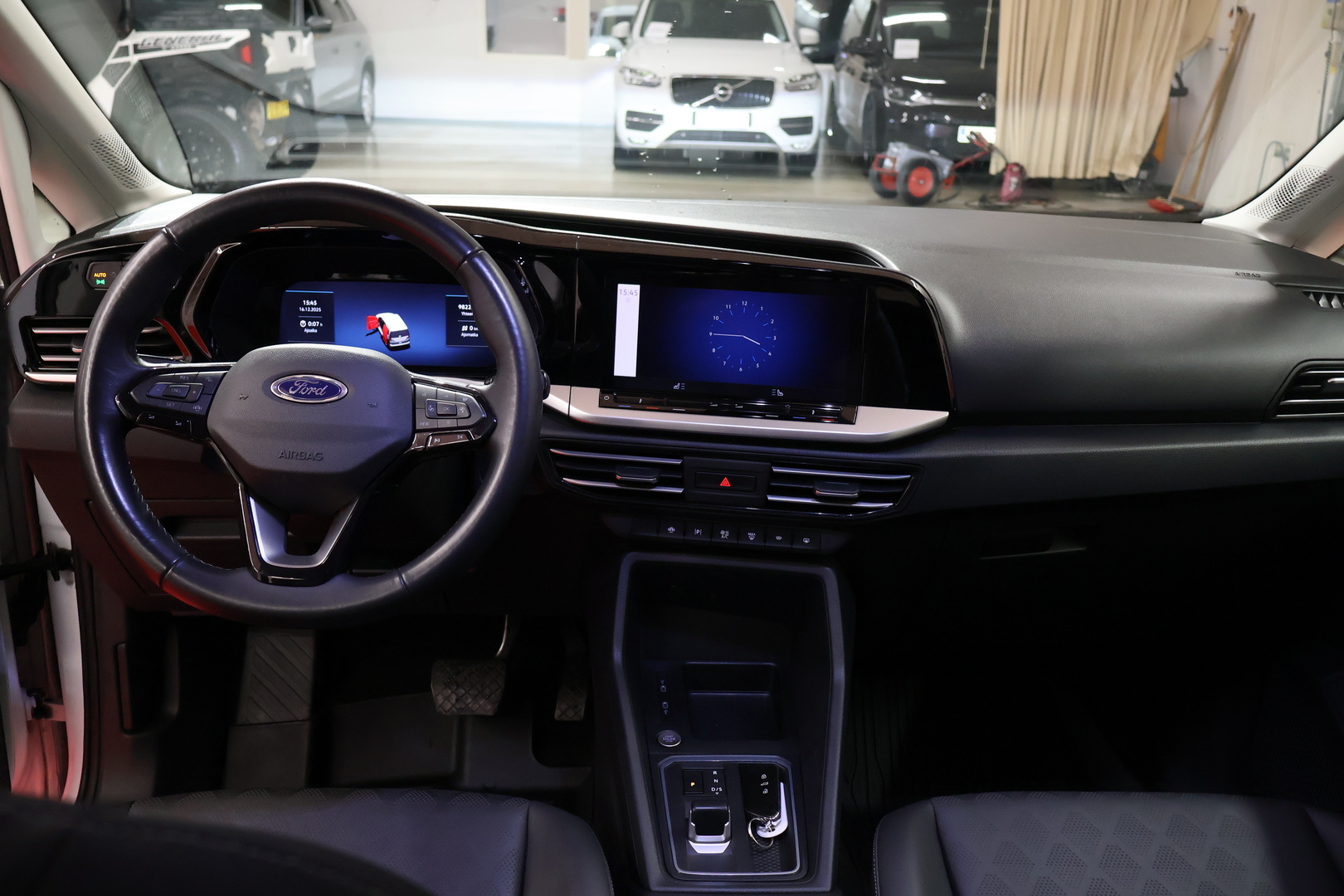 FORD TOURNEO CONNECT 2024