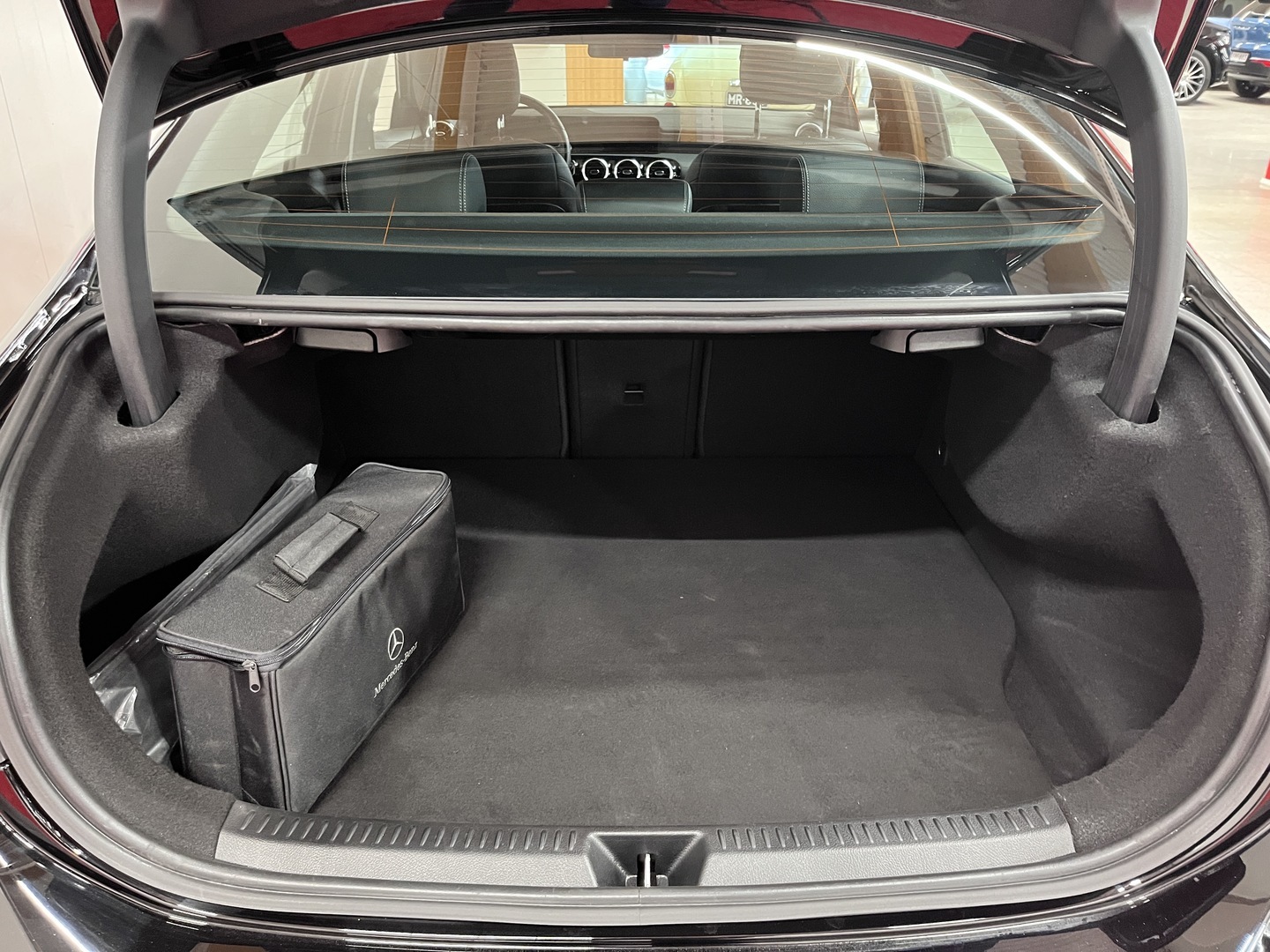 MERCEDES-BENZ A 2023