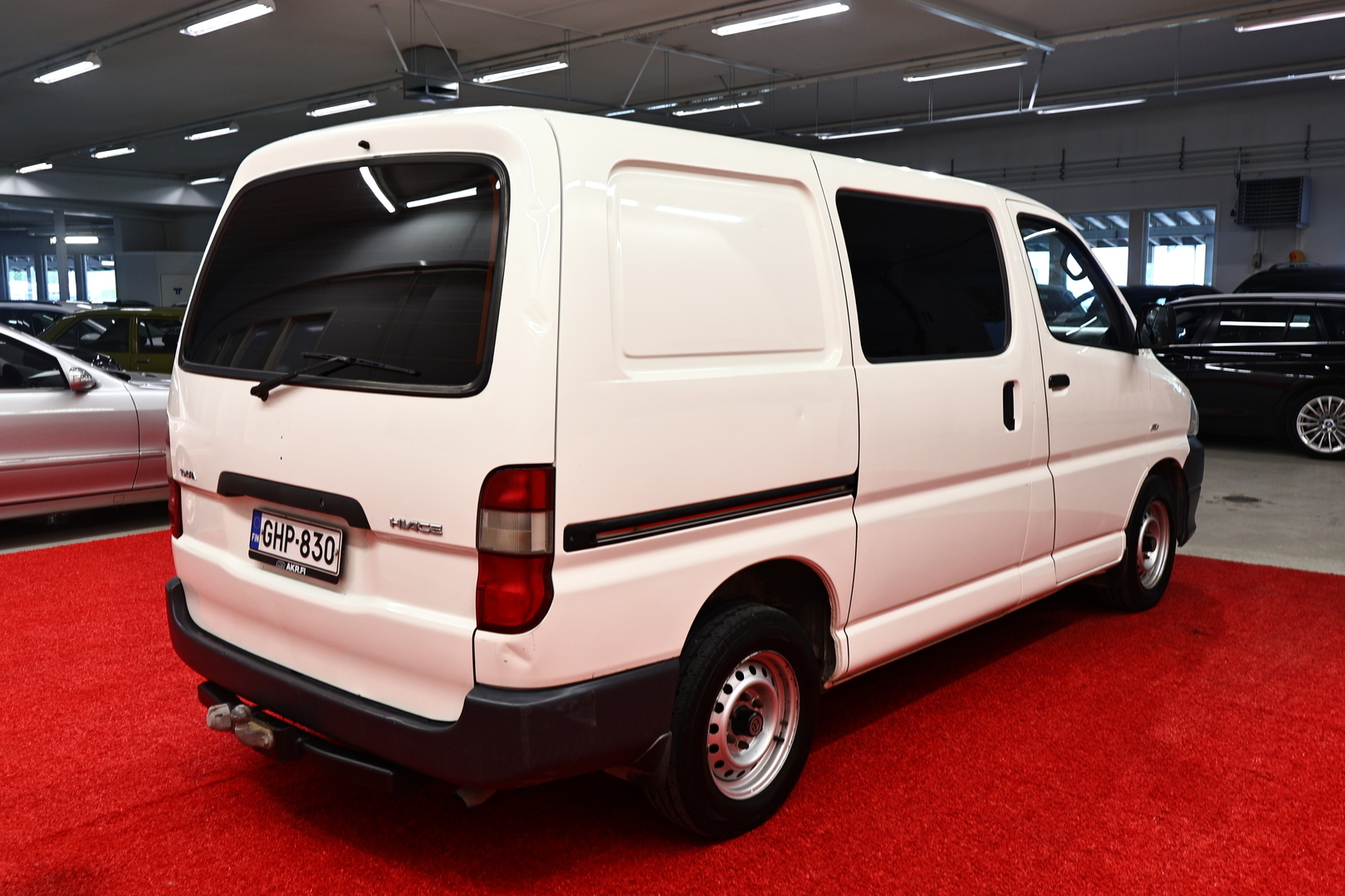TOYOTA Hiace 2008