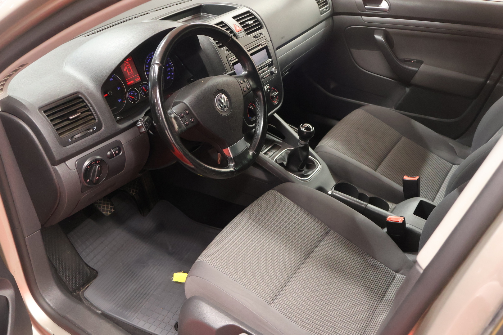 VOLKSWAGEN Jetta 2009