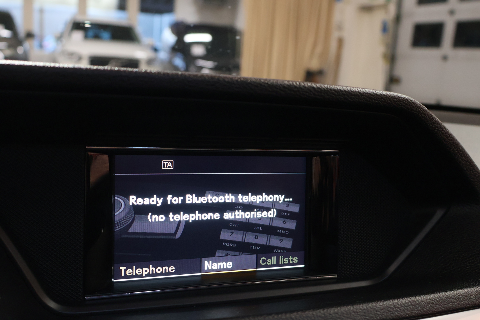 MERCEDES-BENZ E 2011