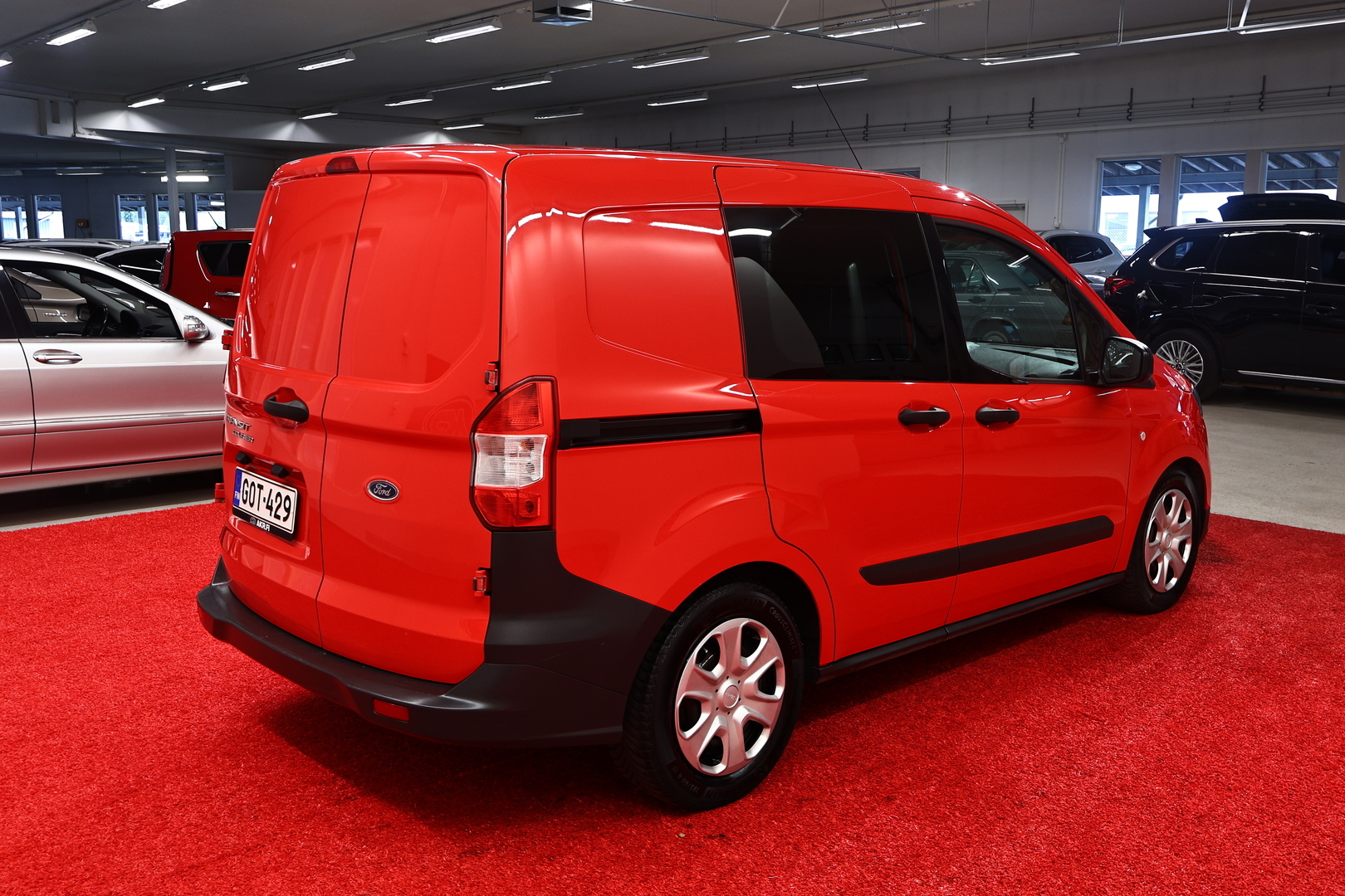 FORD TRANSIT COURIER 2022