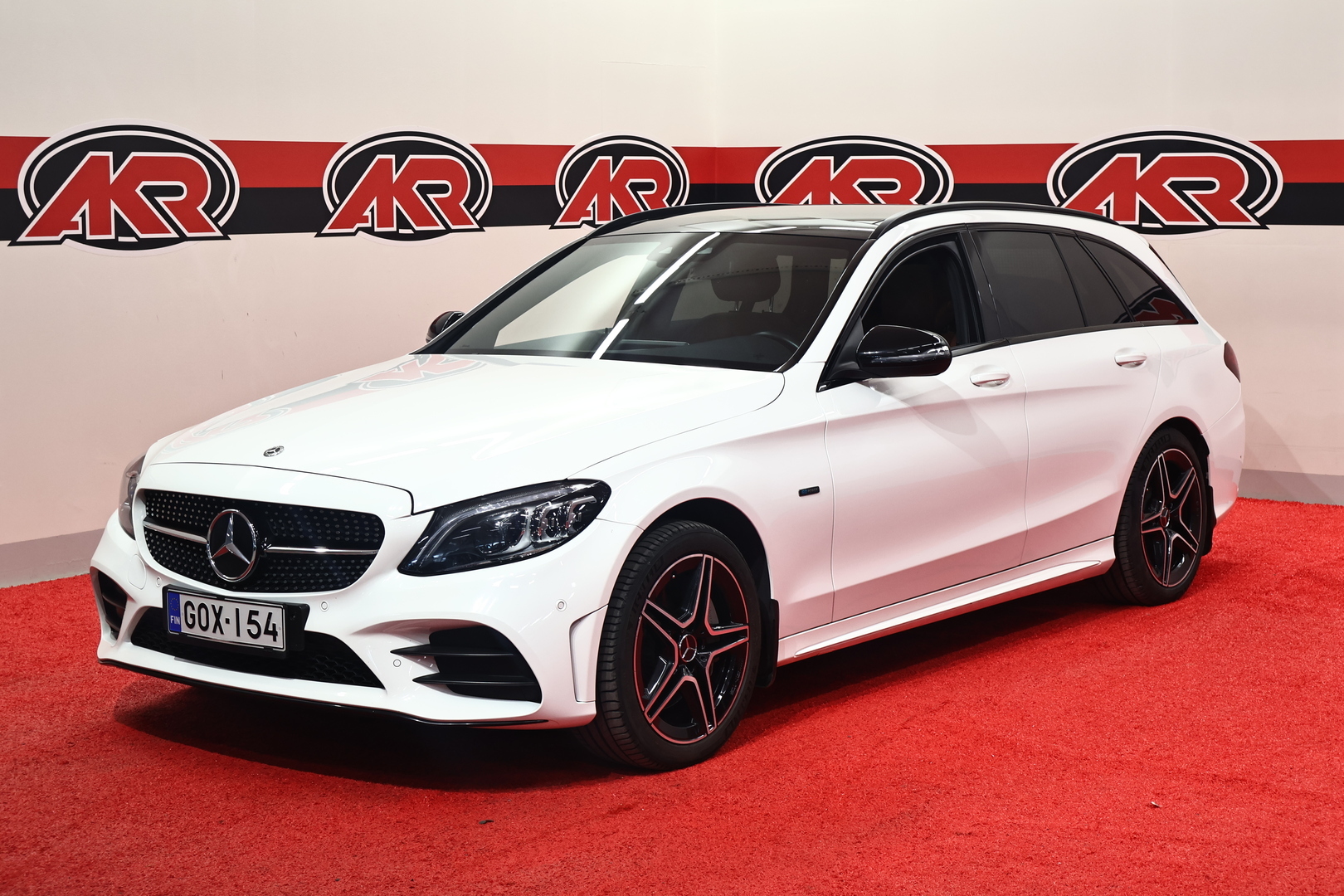 MERCEDES-BENZ C 2020