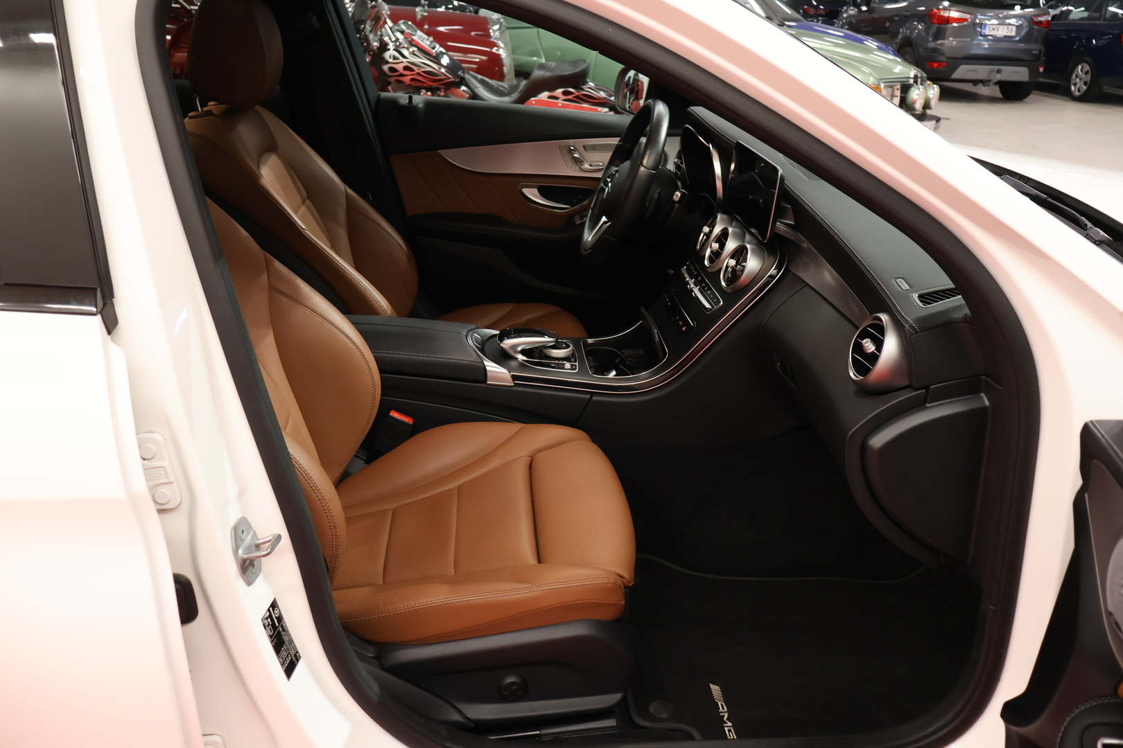 MERCEDES-BENZ C 2020