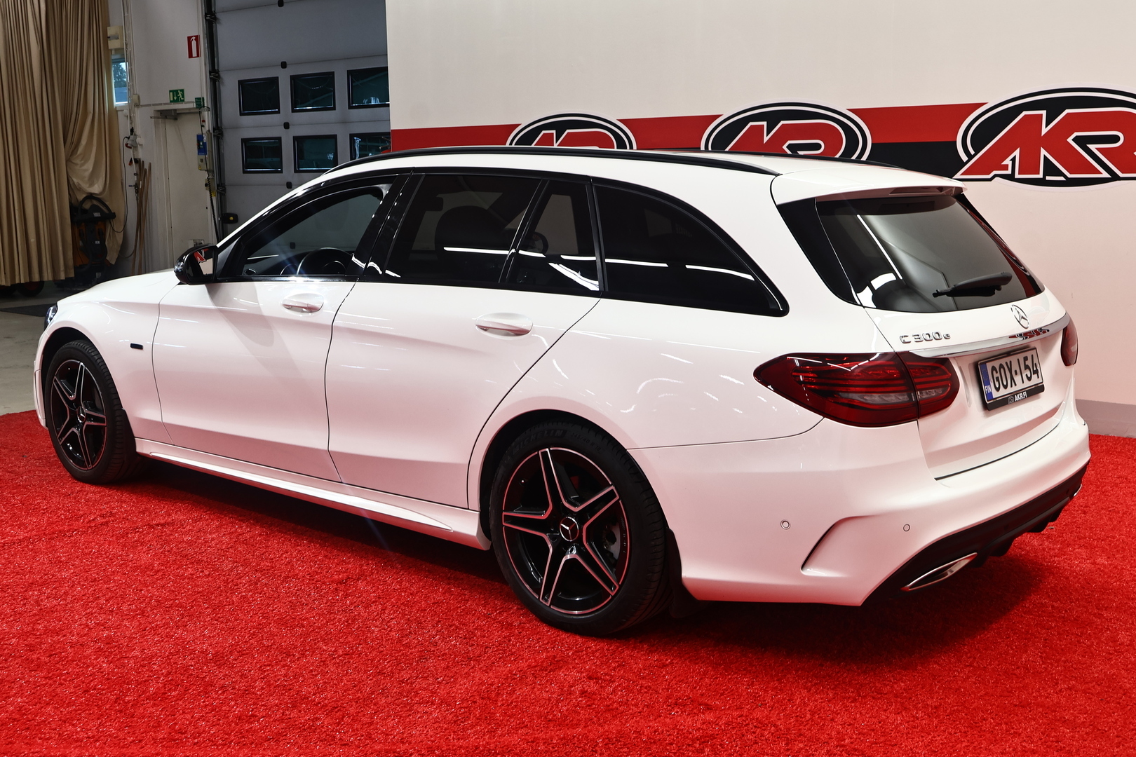 MERCEDES-BENZ C 2020