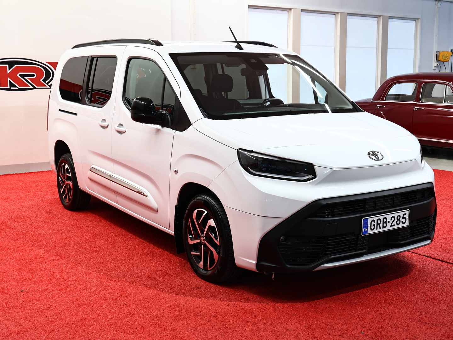 TOYOTA PROACE CITY VERSO 3