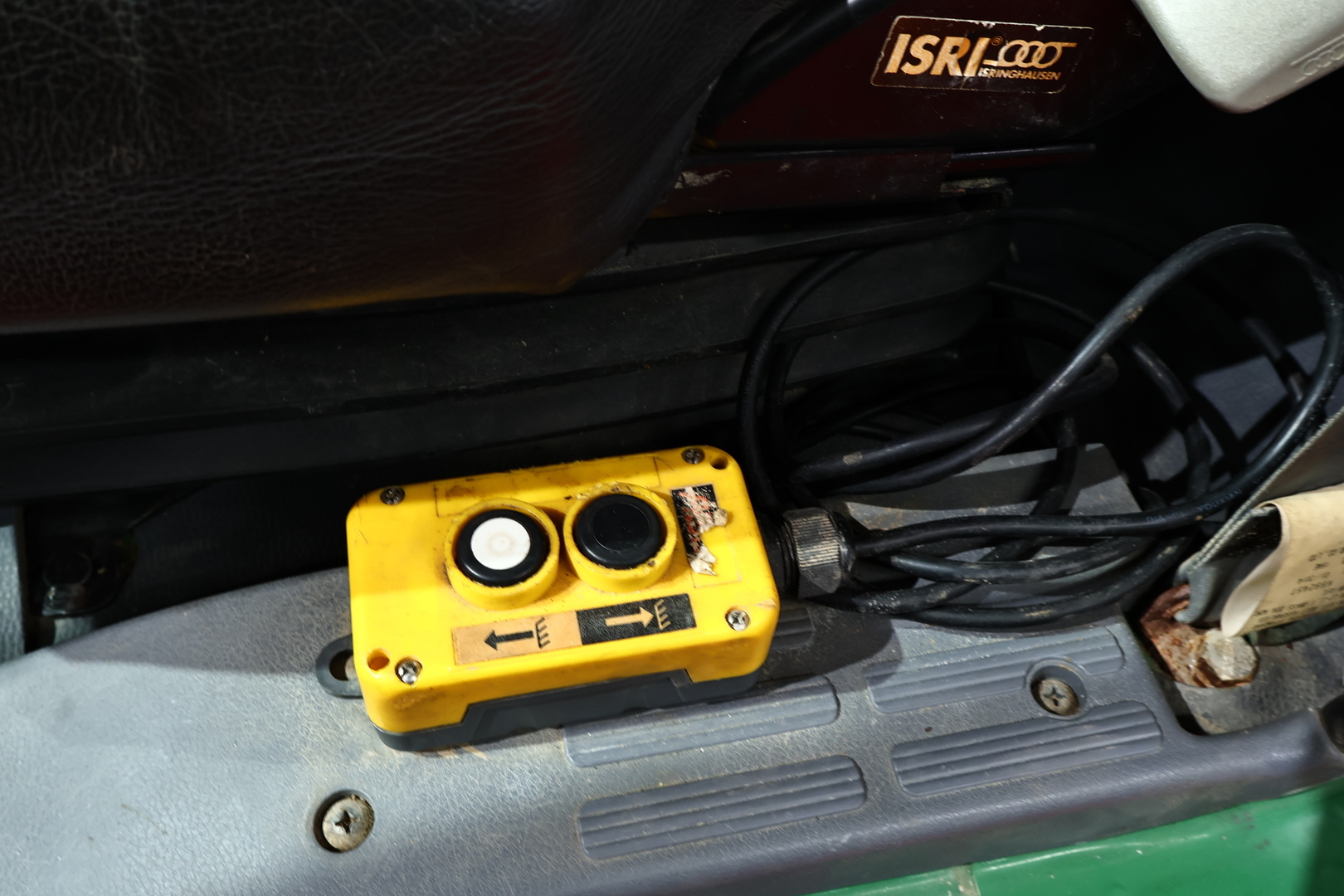 MITSUBISHI FUSO CANTER 2015