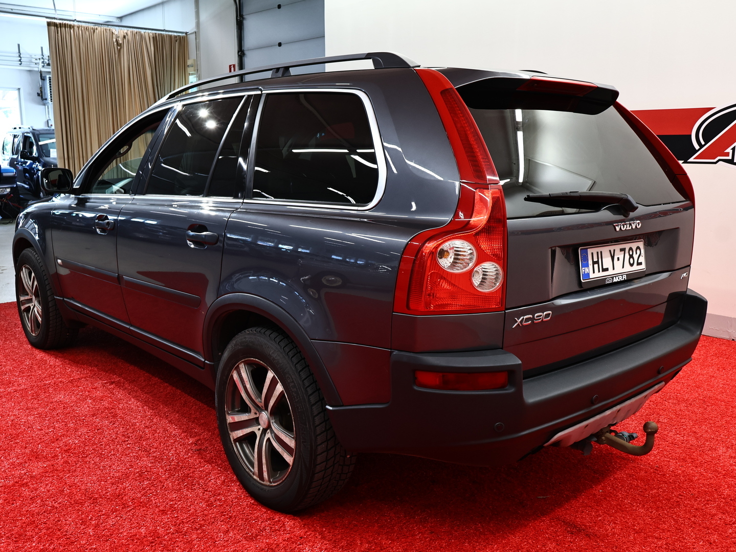 VOLVO XC90 5