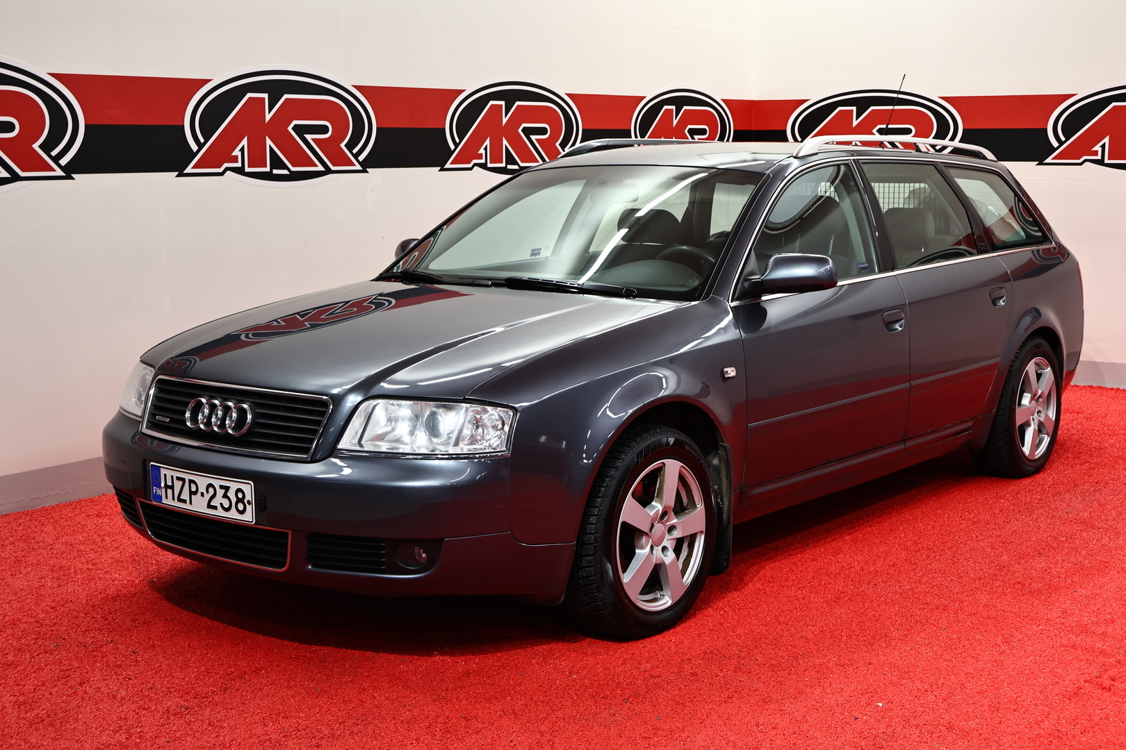 AUDI A6 2003