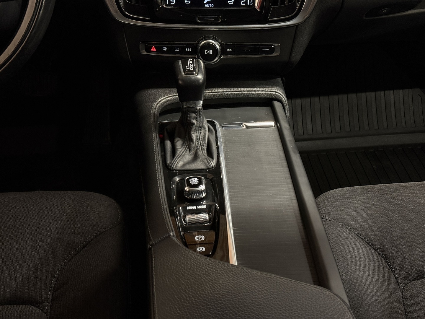 VOLVO V90 2018