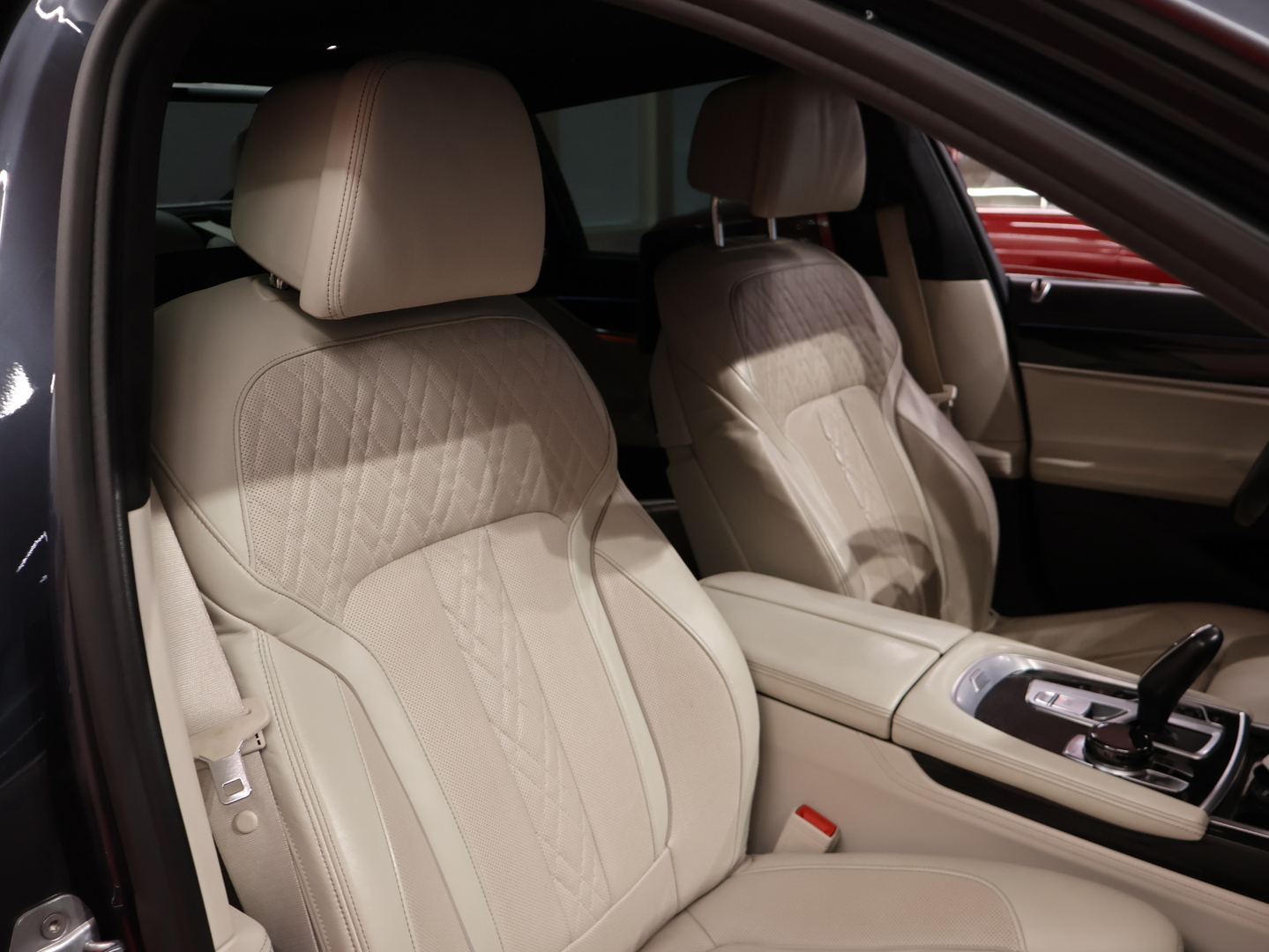 BMW 730 2016