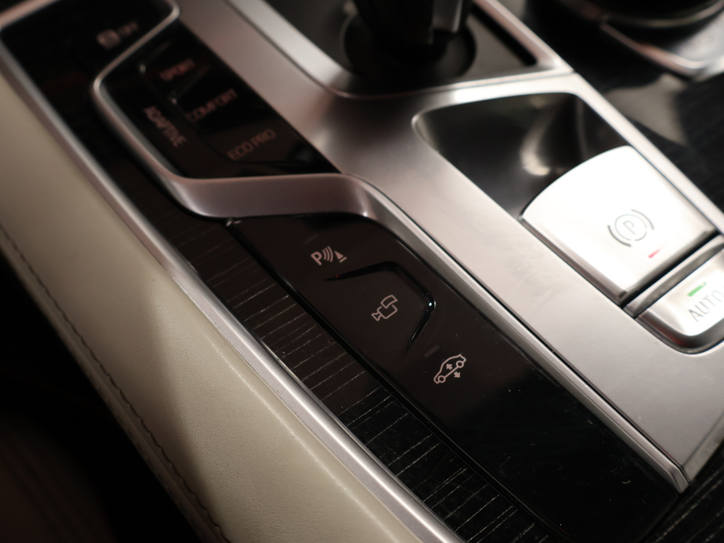 BMW 730 2016