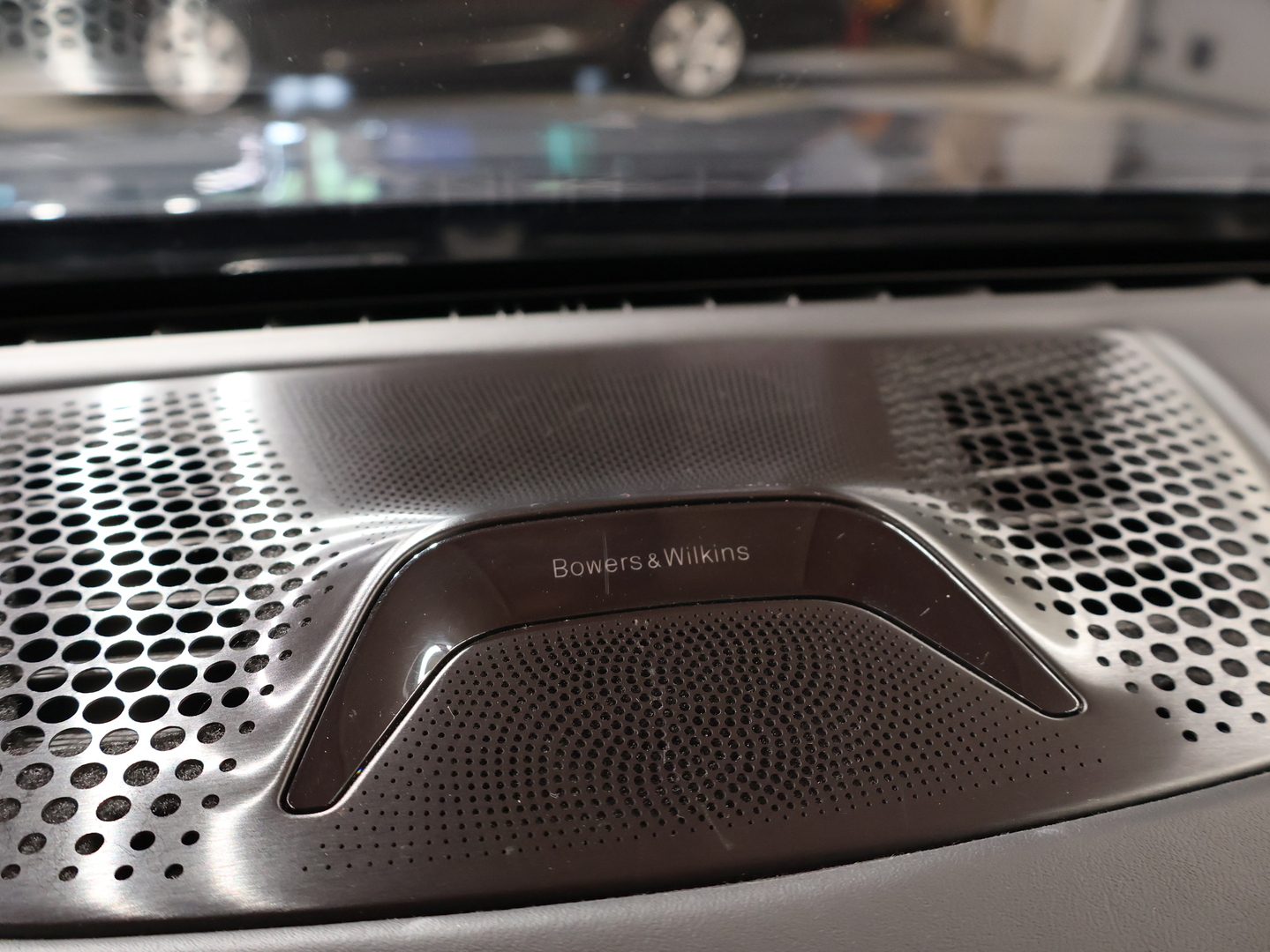 BMW 730 2016
