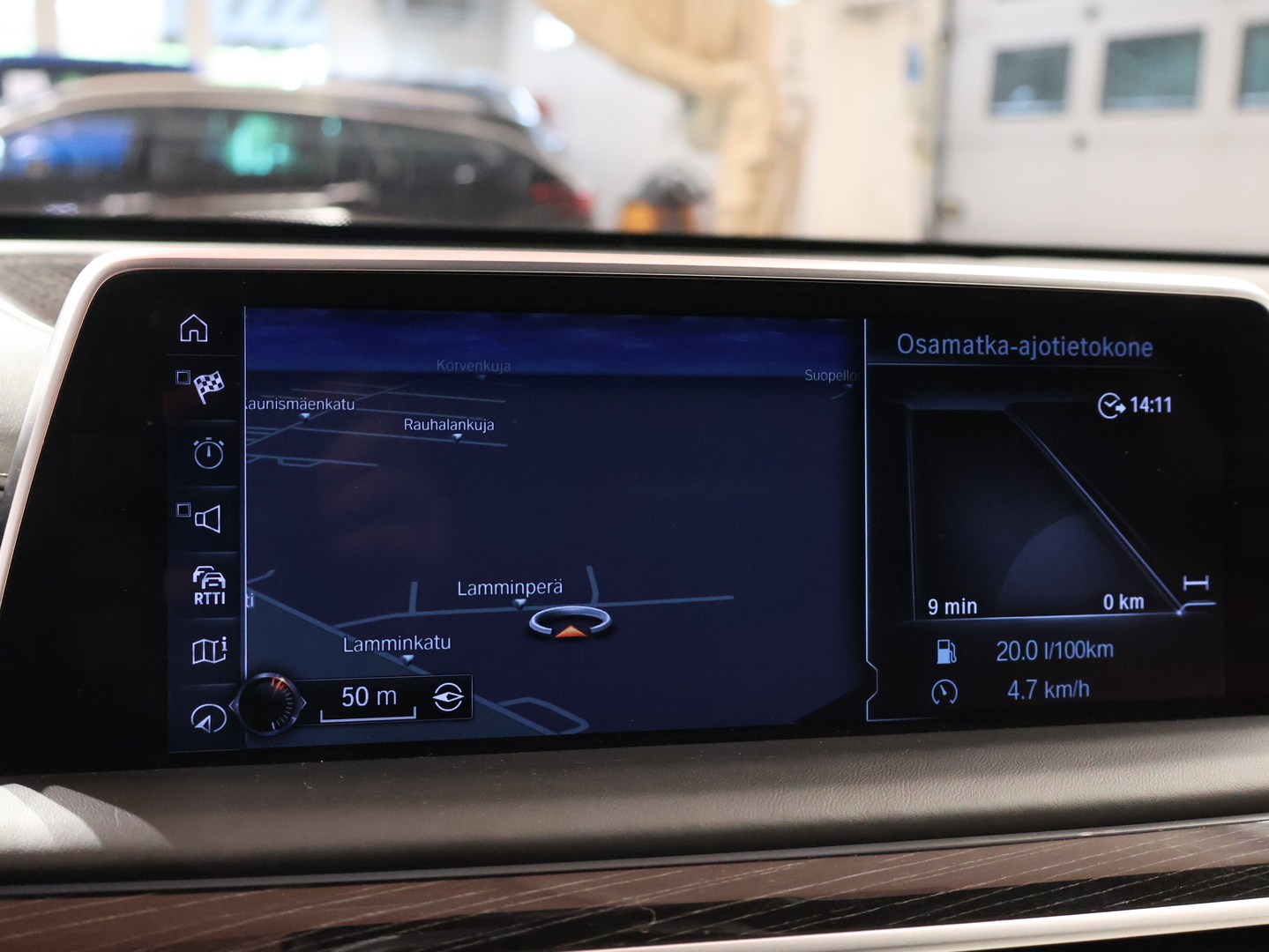 BMW 730 2016