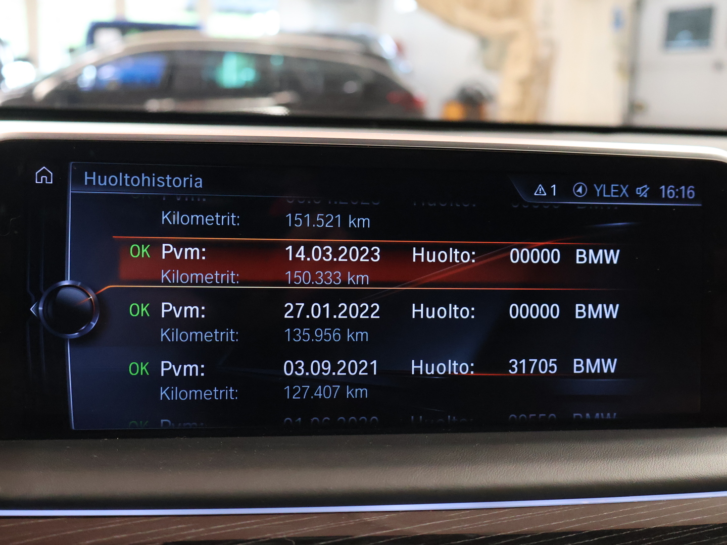 BMW 730 2016
