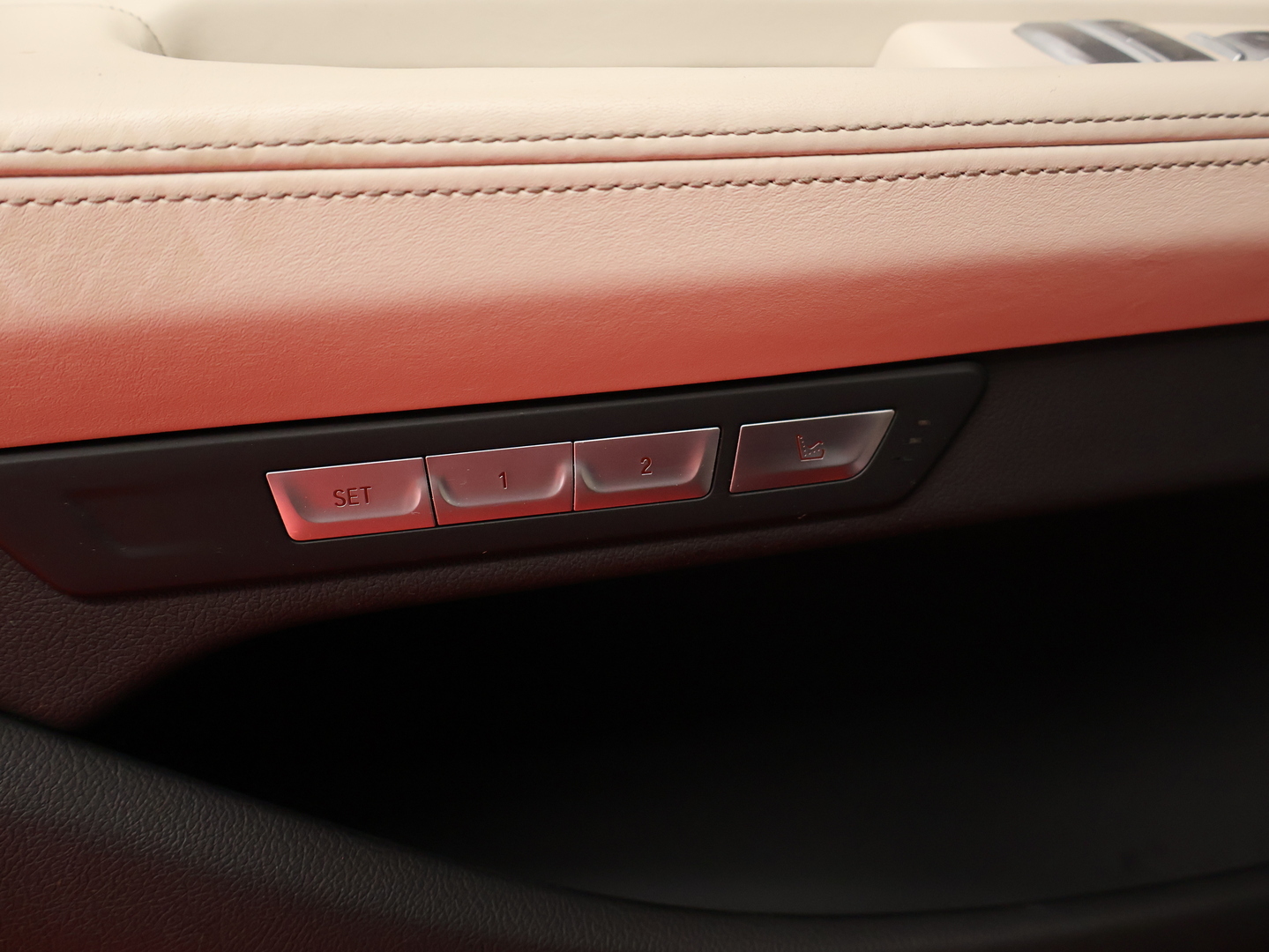 BMW 730 2016