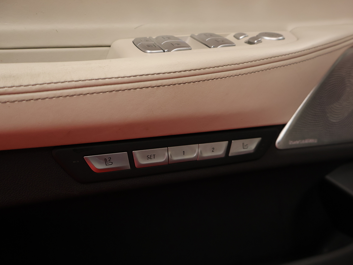 BMW 730 2016