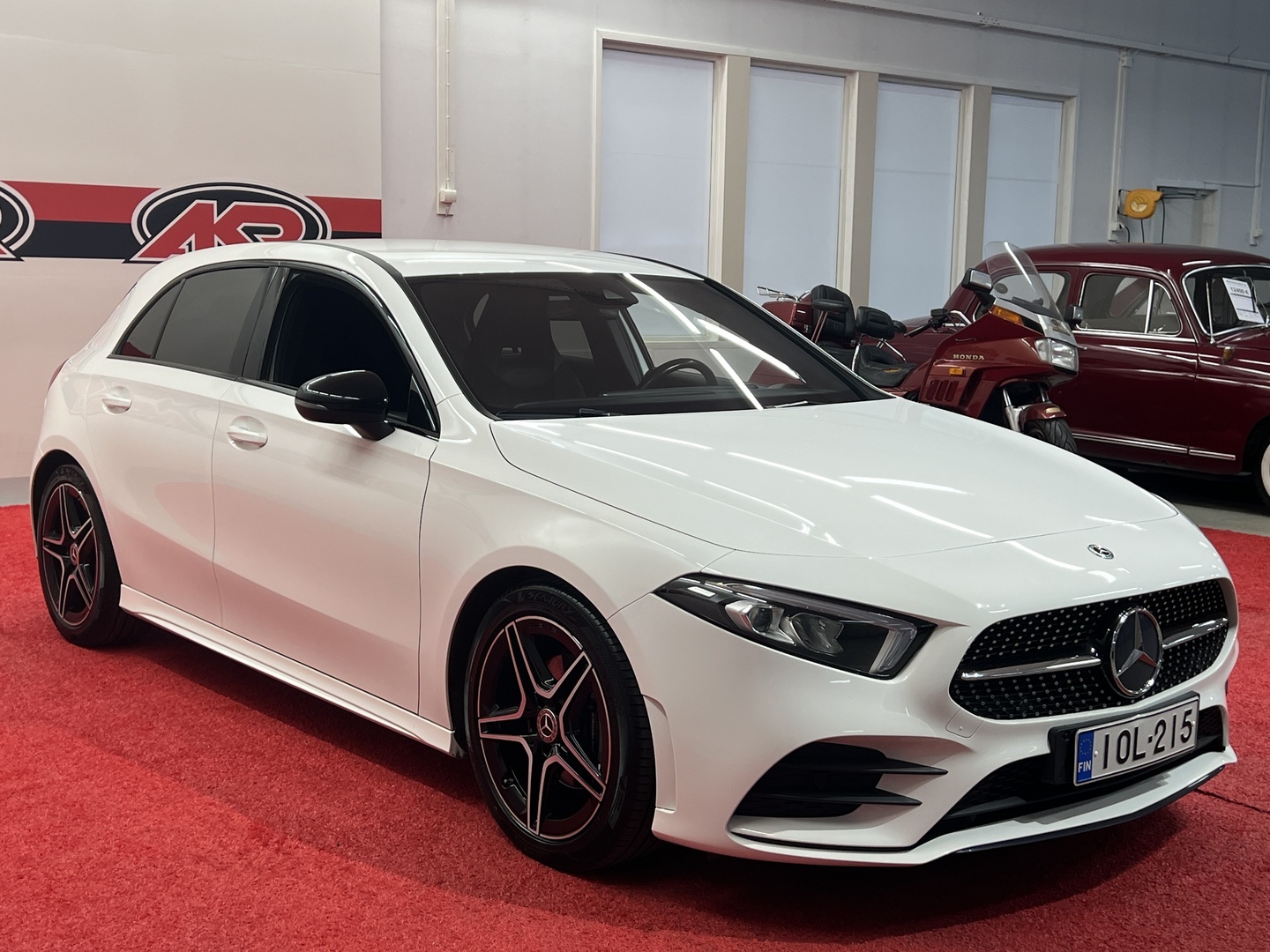 MERCEDES-BENZ A 2018