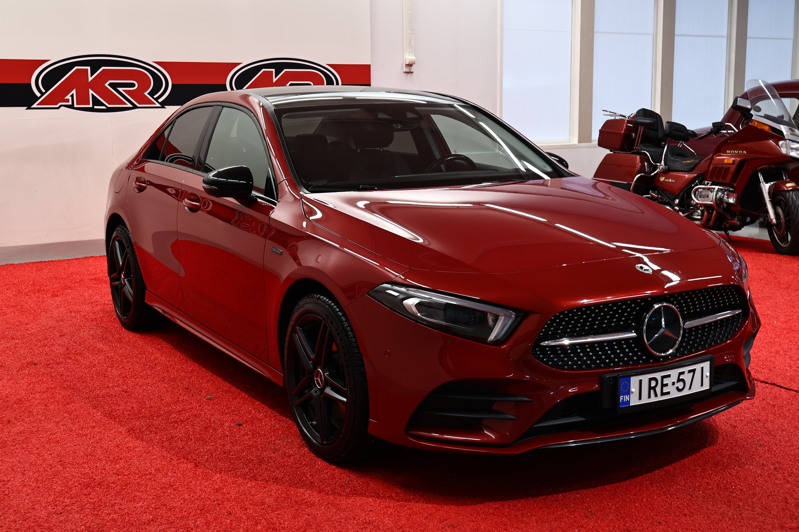 MERCEDES-BENZ A 2020