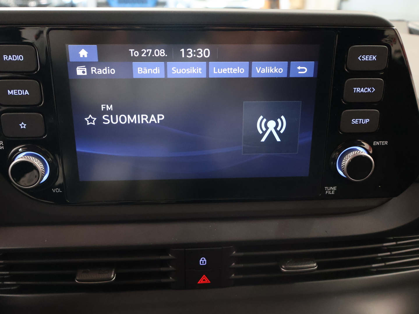 HYUNDAI i20 Hatchback 11