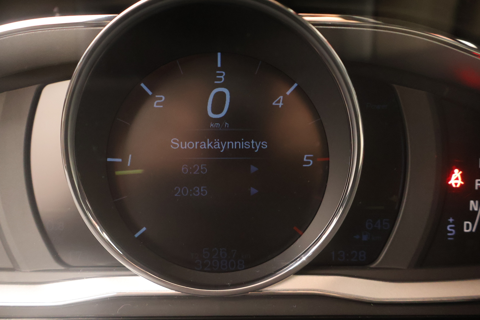 VOLVO V60 Cross Country 2016